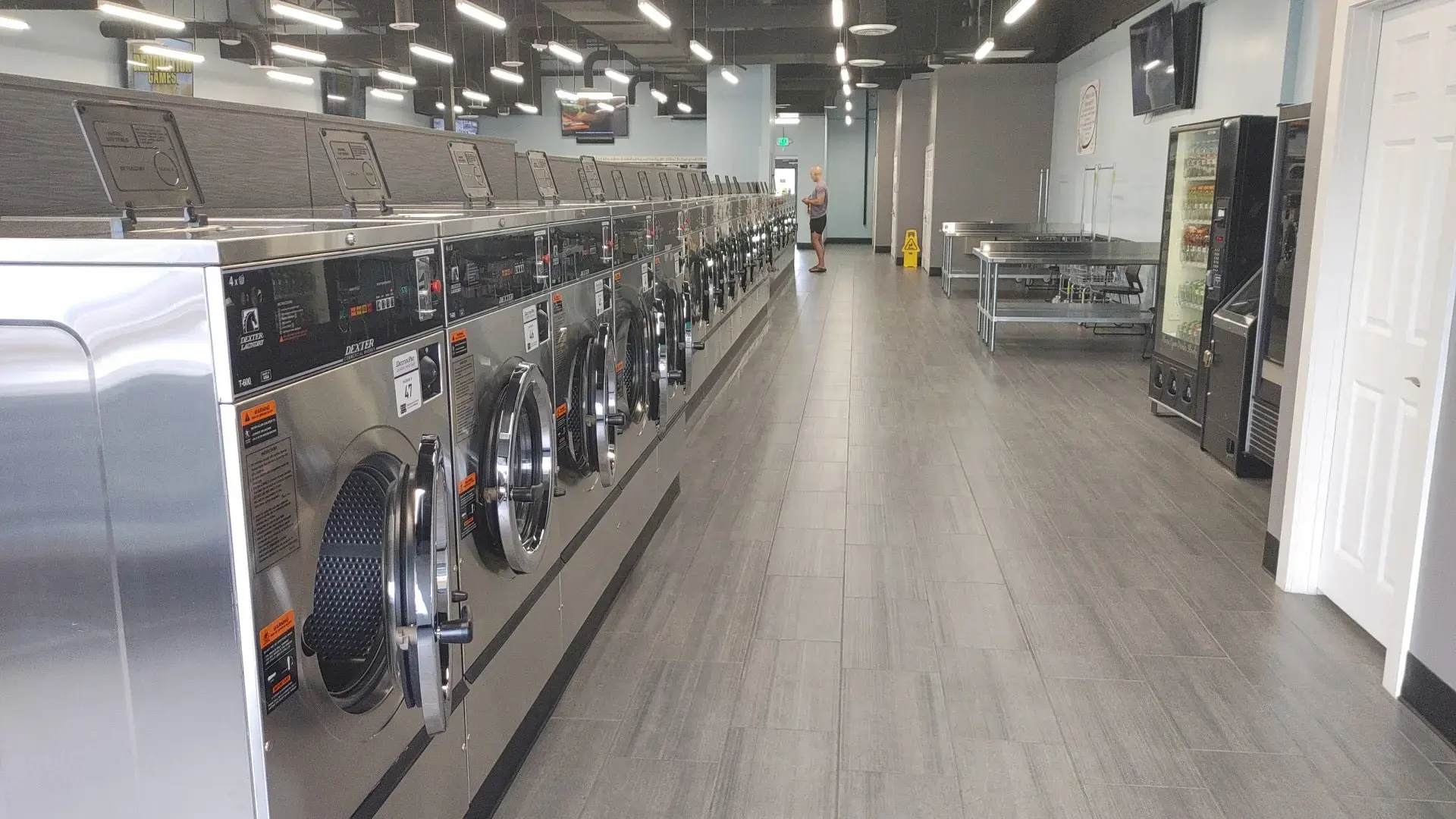 Wash House 2 Laundromat and Drop Off Laundry Service thumbnail 17