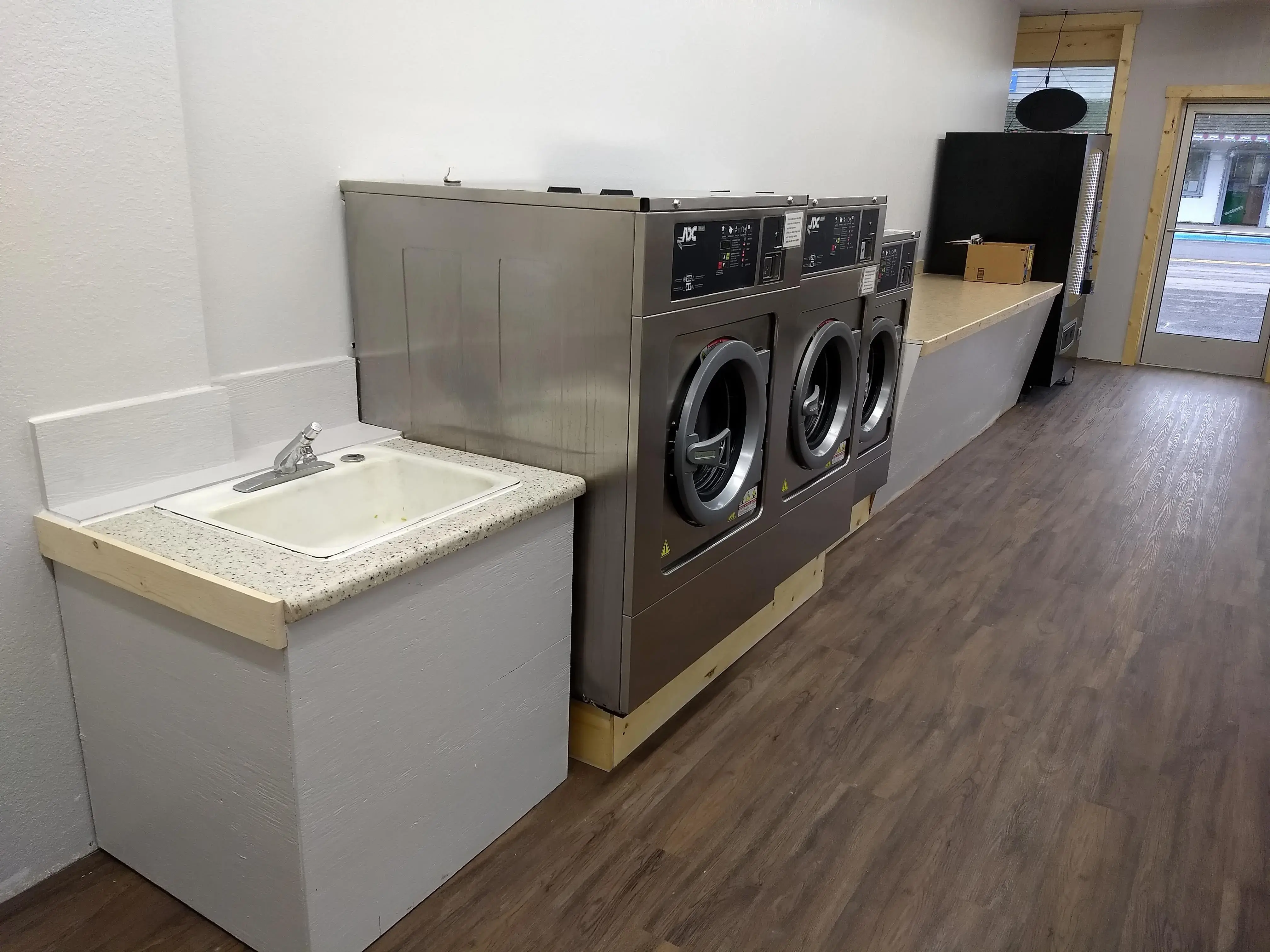 Wash House - Image 7