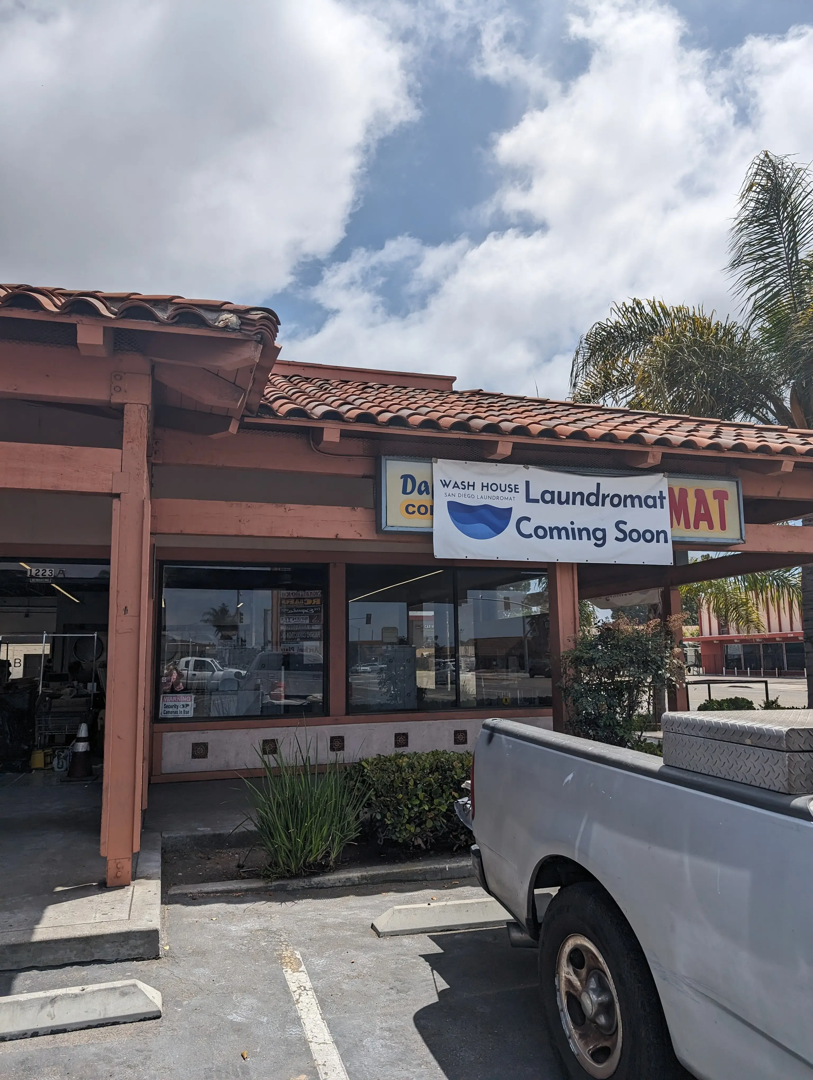 Wash House San Diego - Image 4