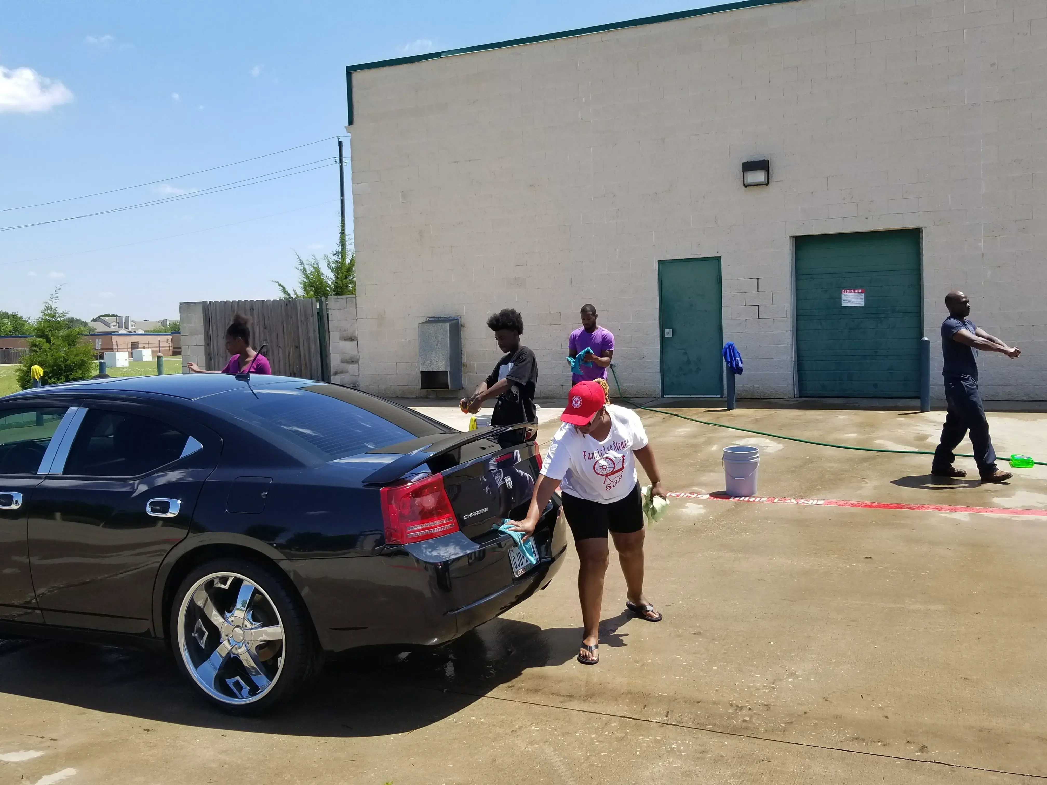 Wash-It-Kwik Super Laundry Center - Image 11