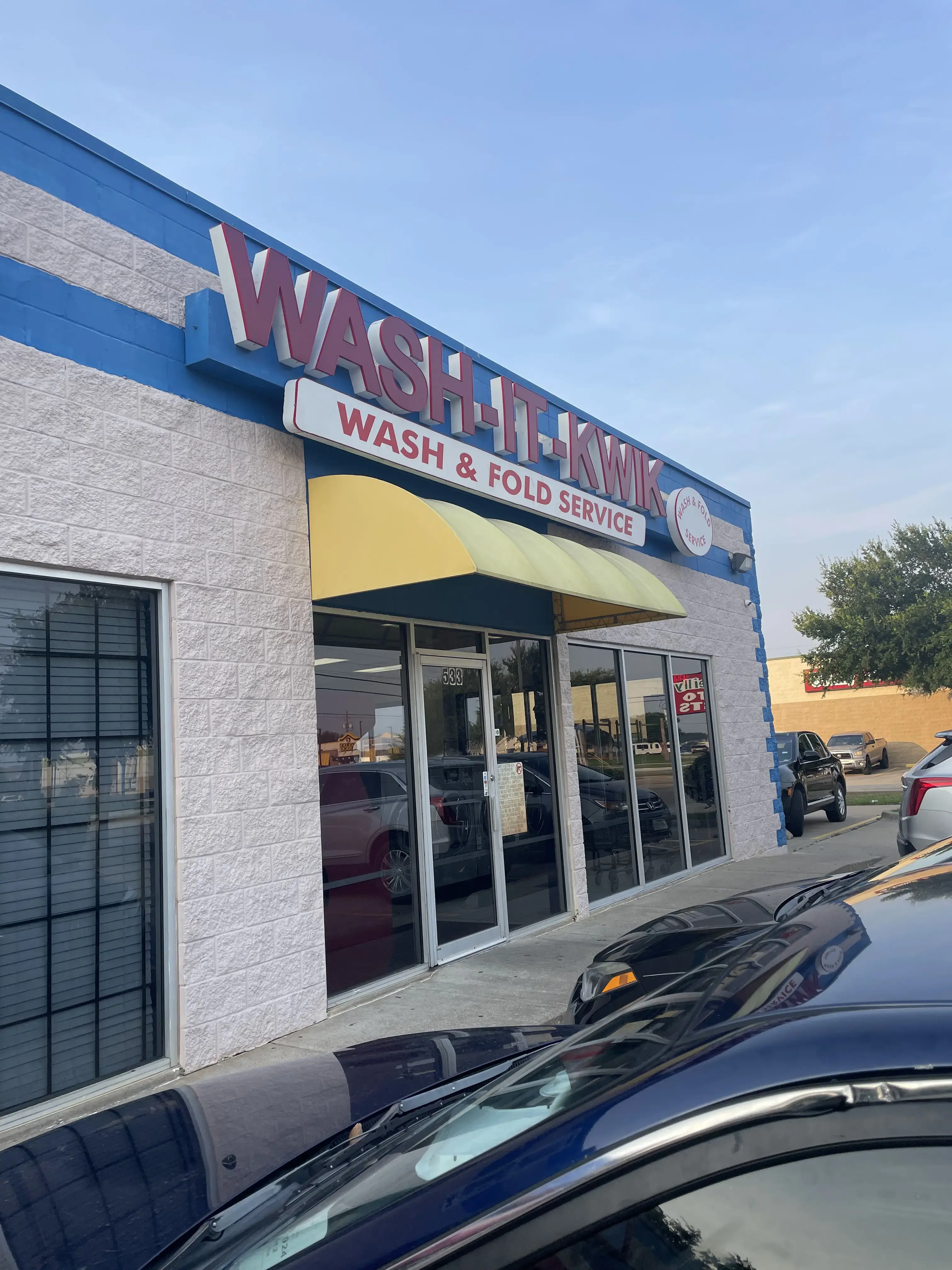 Wash-It-Kwik Super Laundry Center - Image 3