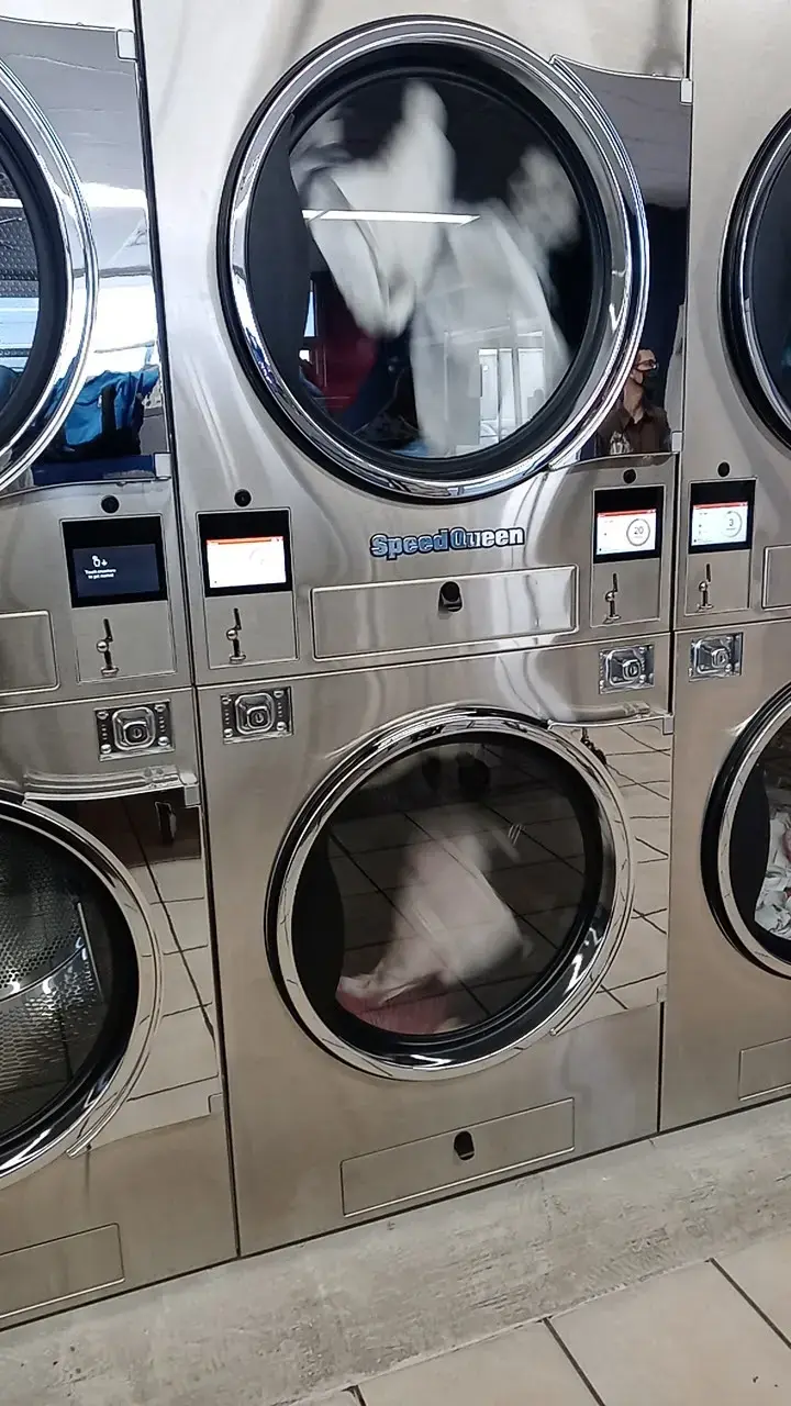 Wash It Laundromat - Image 19