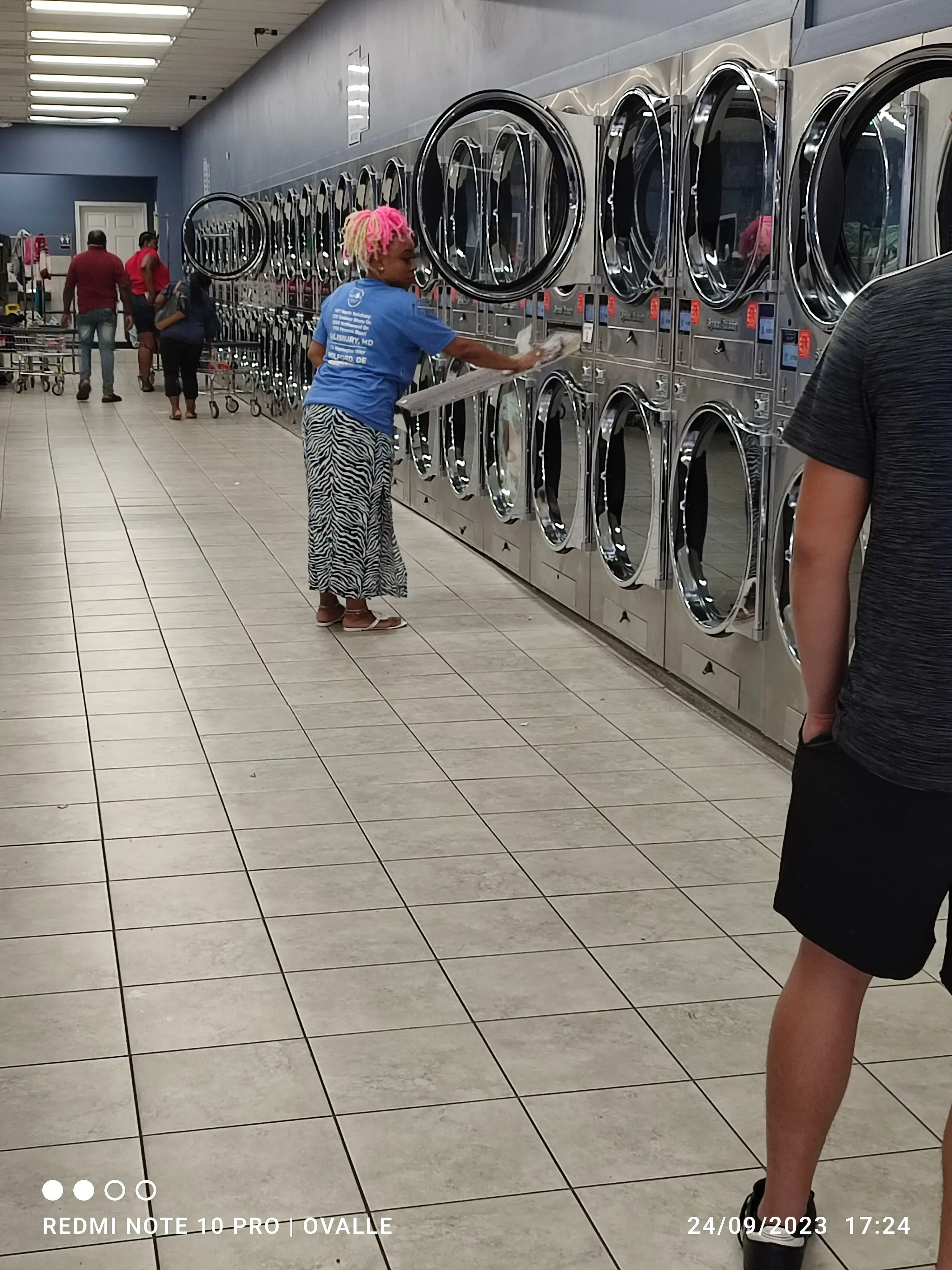 Wash It Laundromat - Image 4