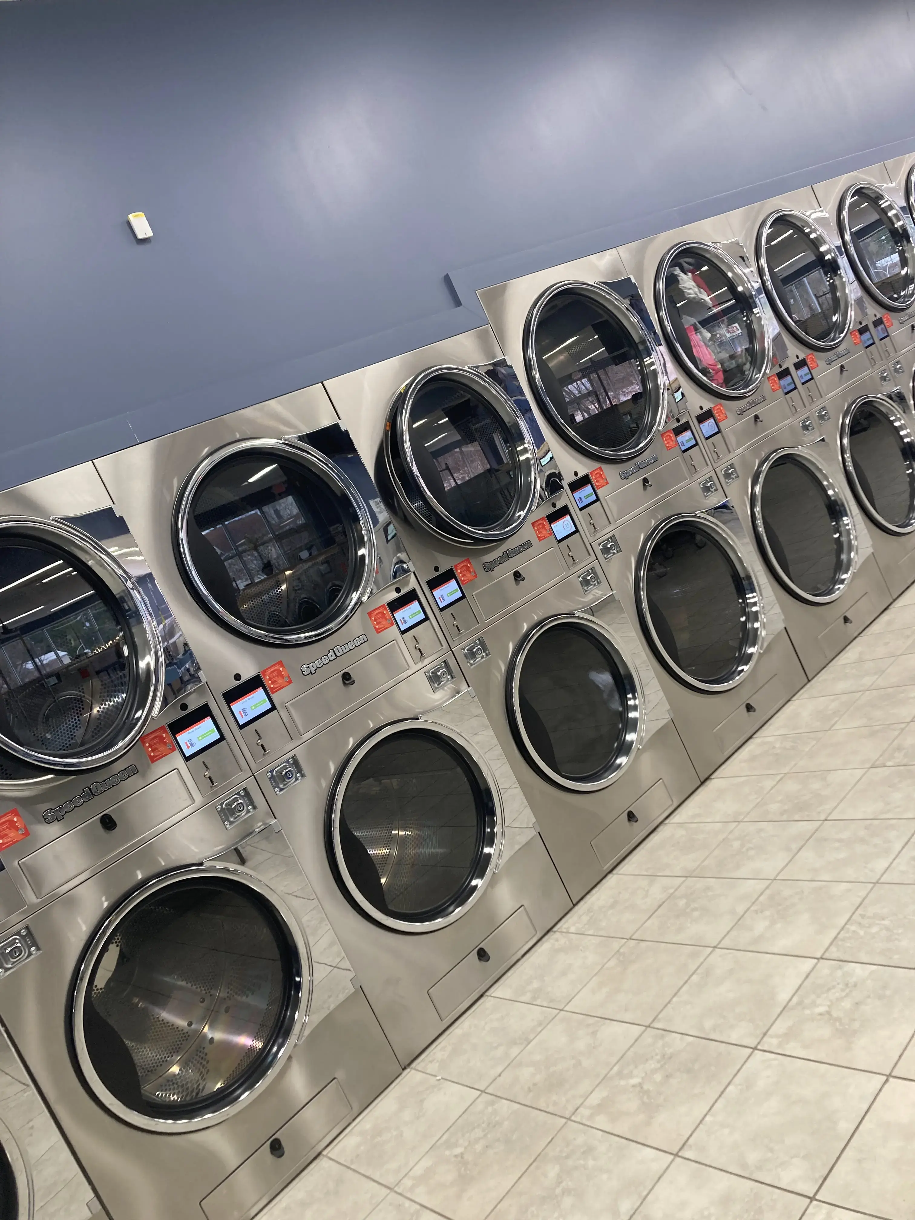Wash It Laundromat - Image 13