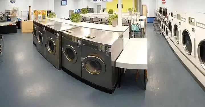 Wash King Laundromat and Laundry Service thumbnail 9