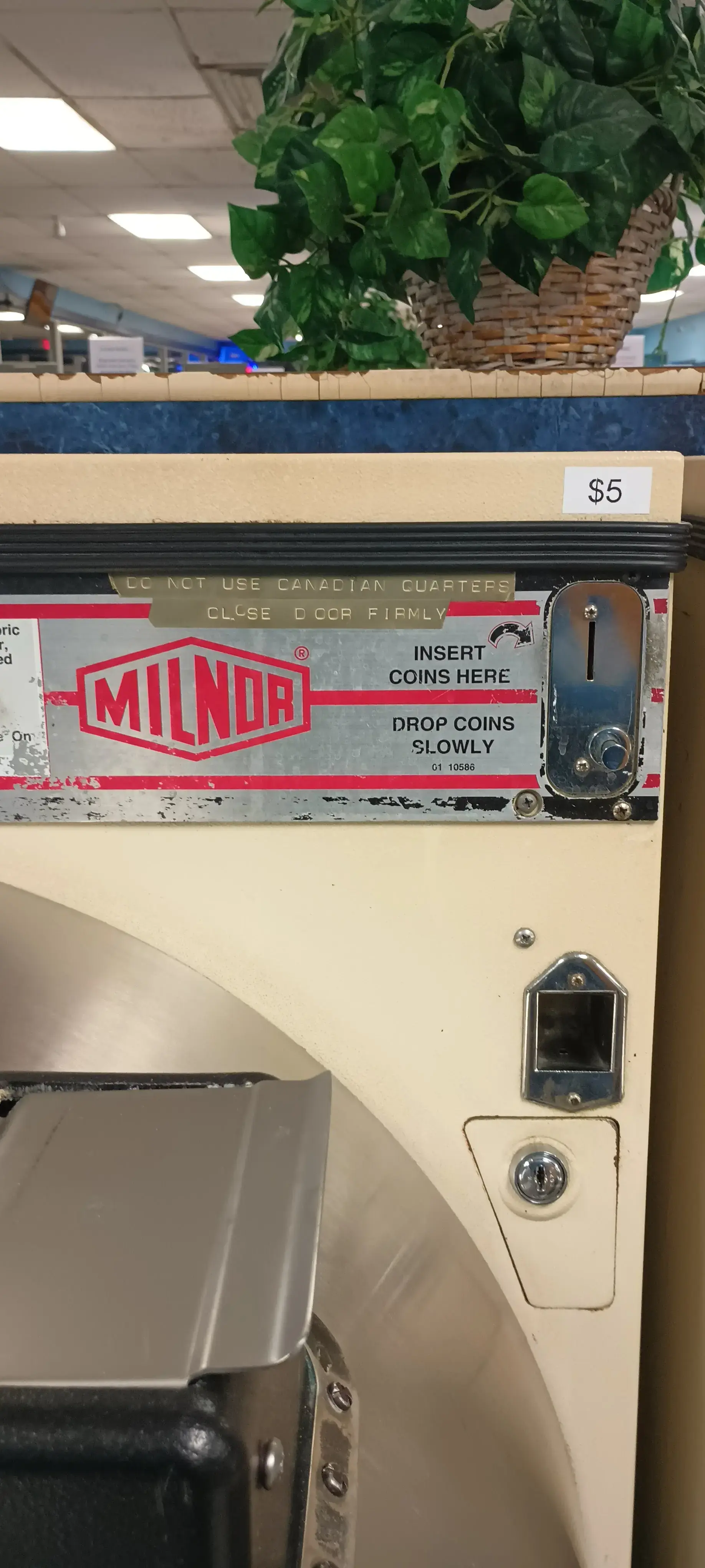 Wash King Laundry thumbnail 11