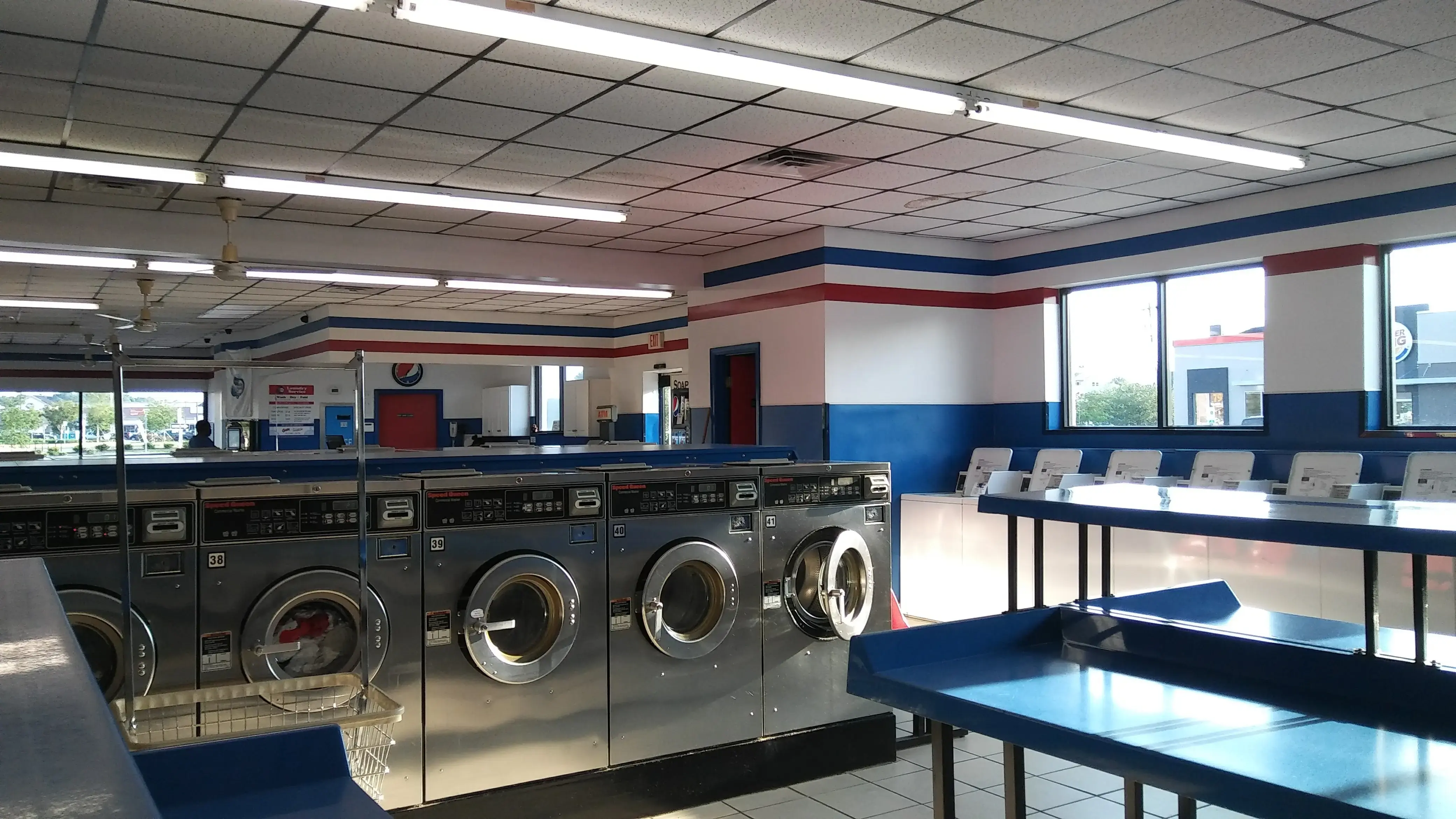 Wash Land - Holland - Image 14