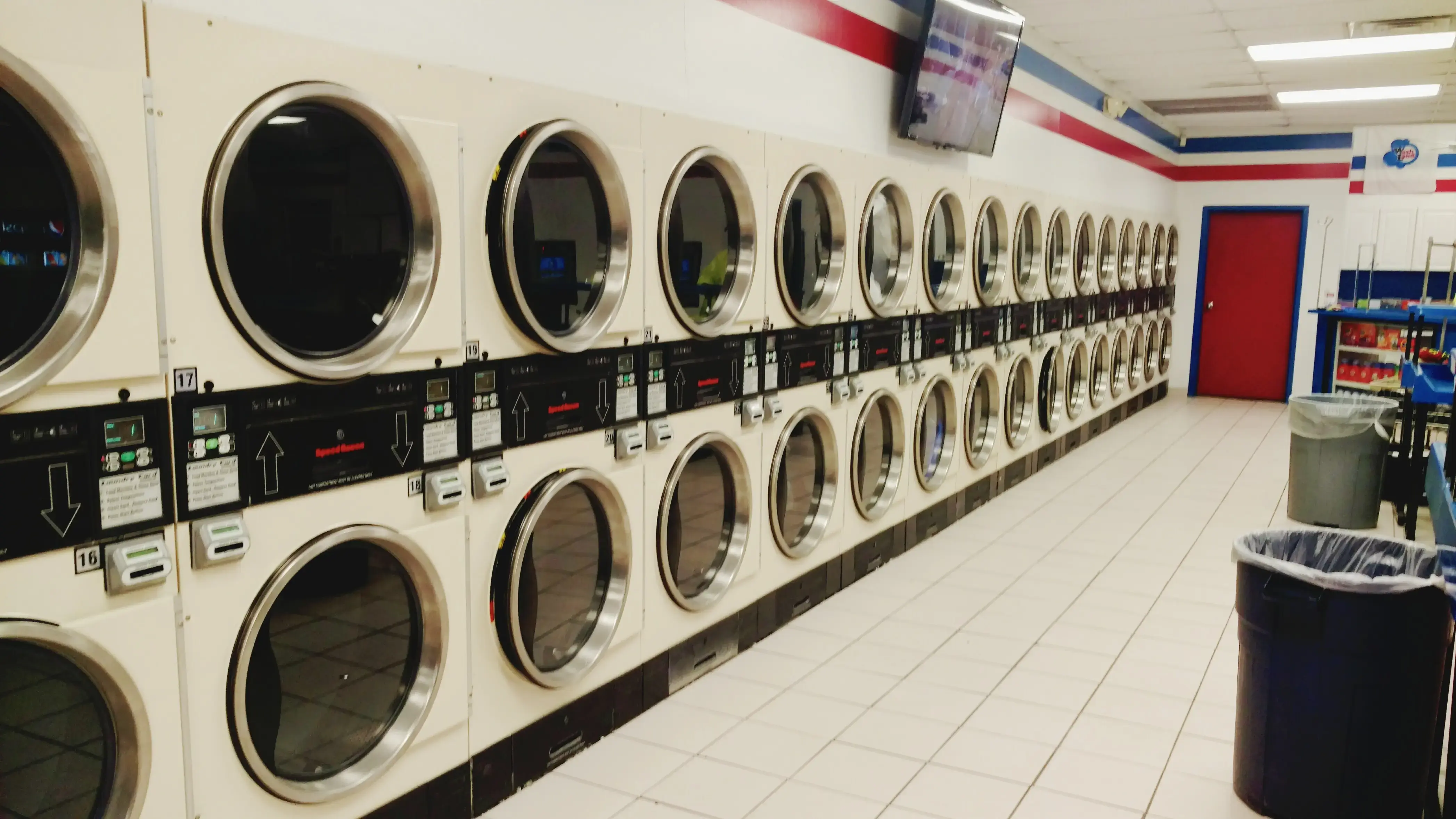 Wash Land - Portsmouth - Image 19