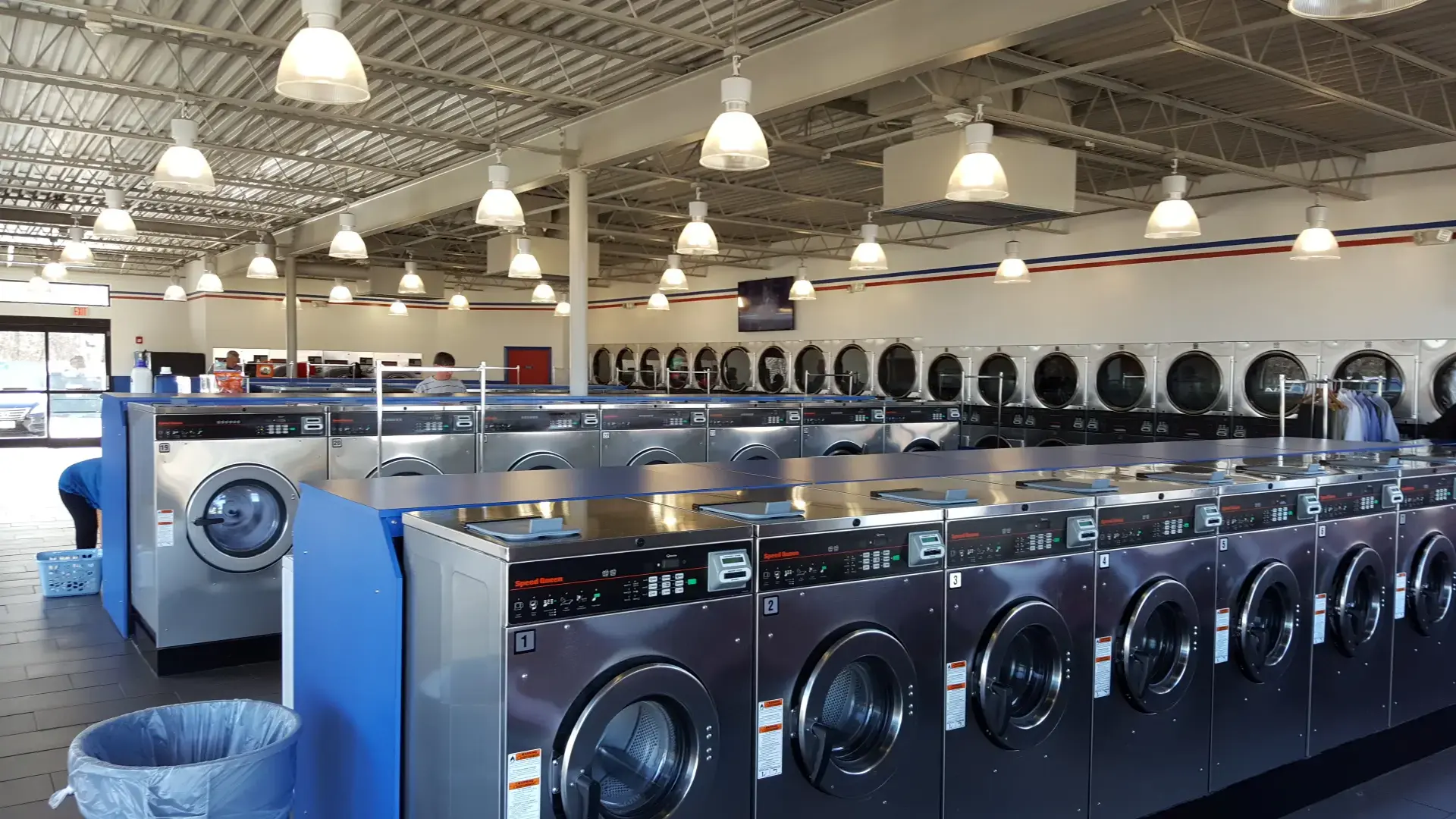Wash Land - Western Branch location