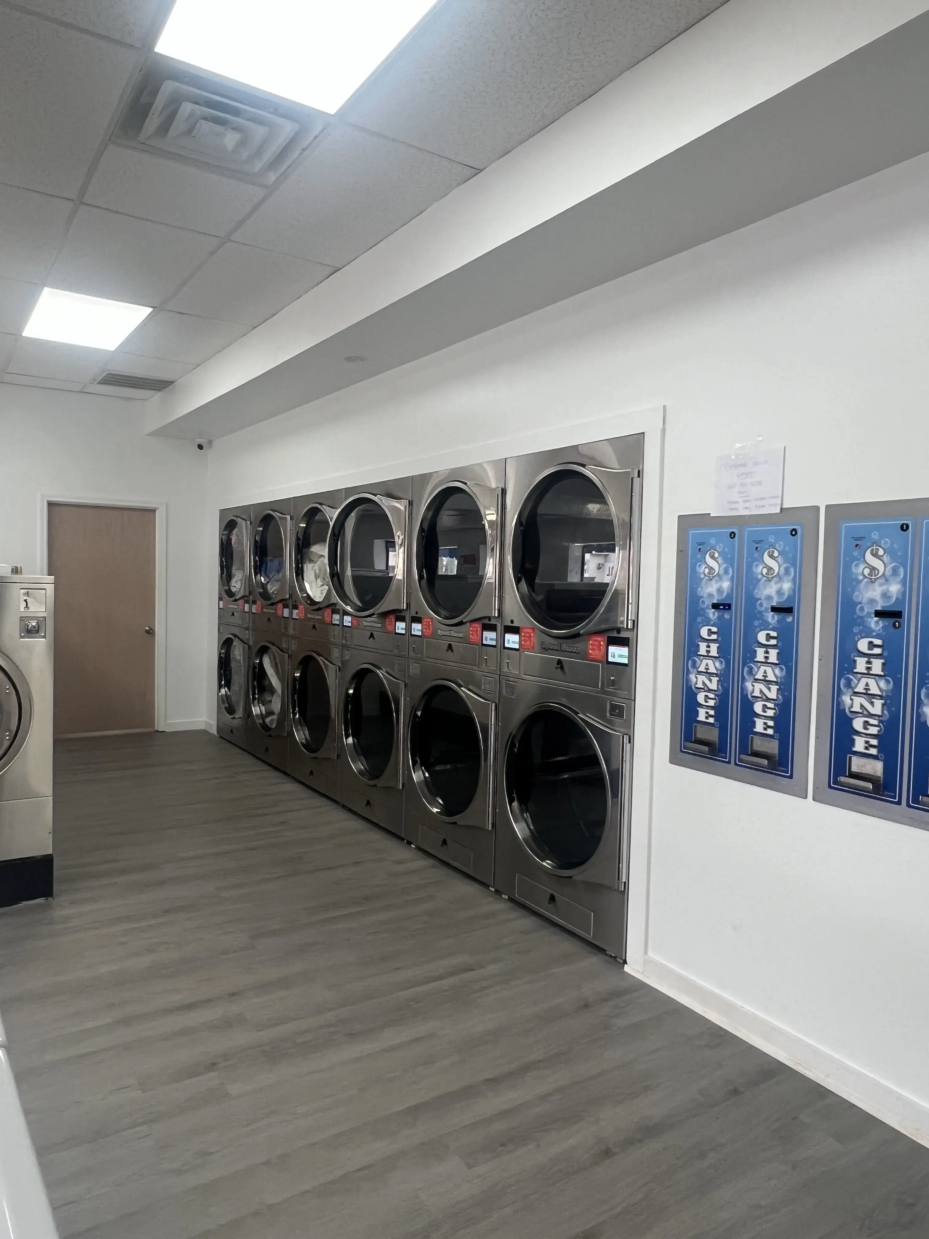 Wash me clean laundromat thumbnail 6