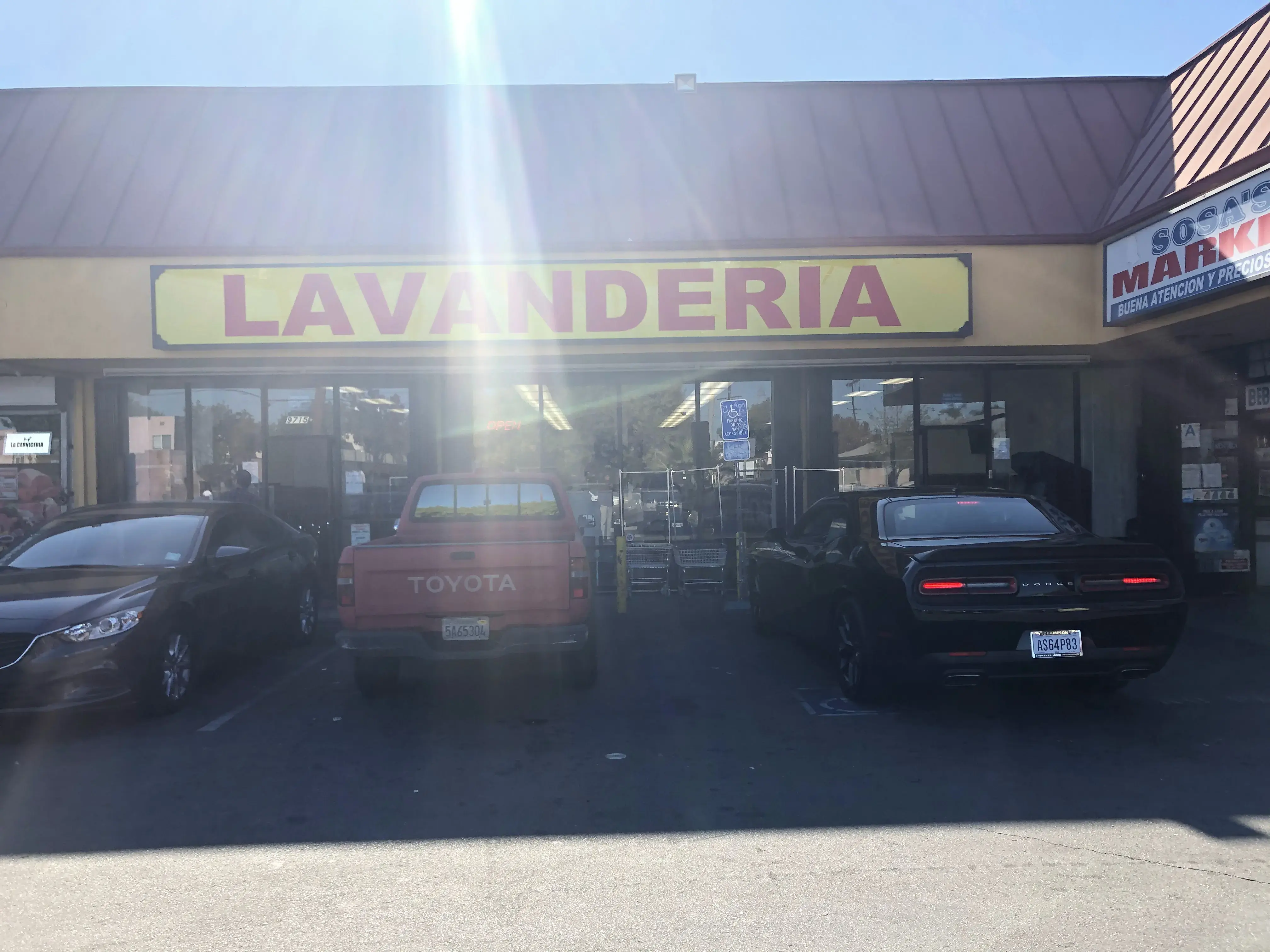 Wash Me LA-Lavanderia thumbnail 7