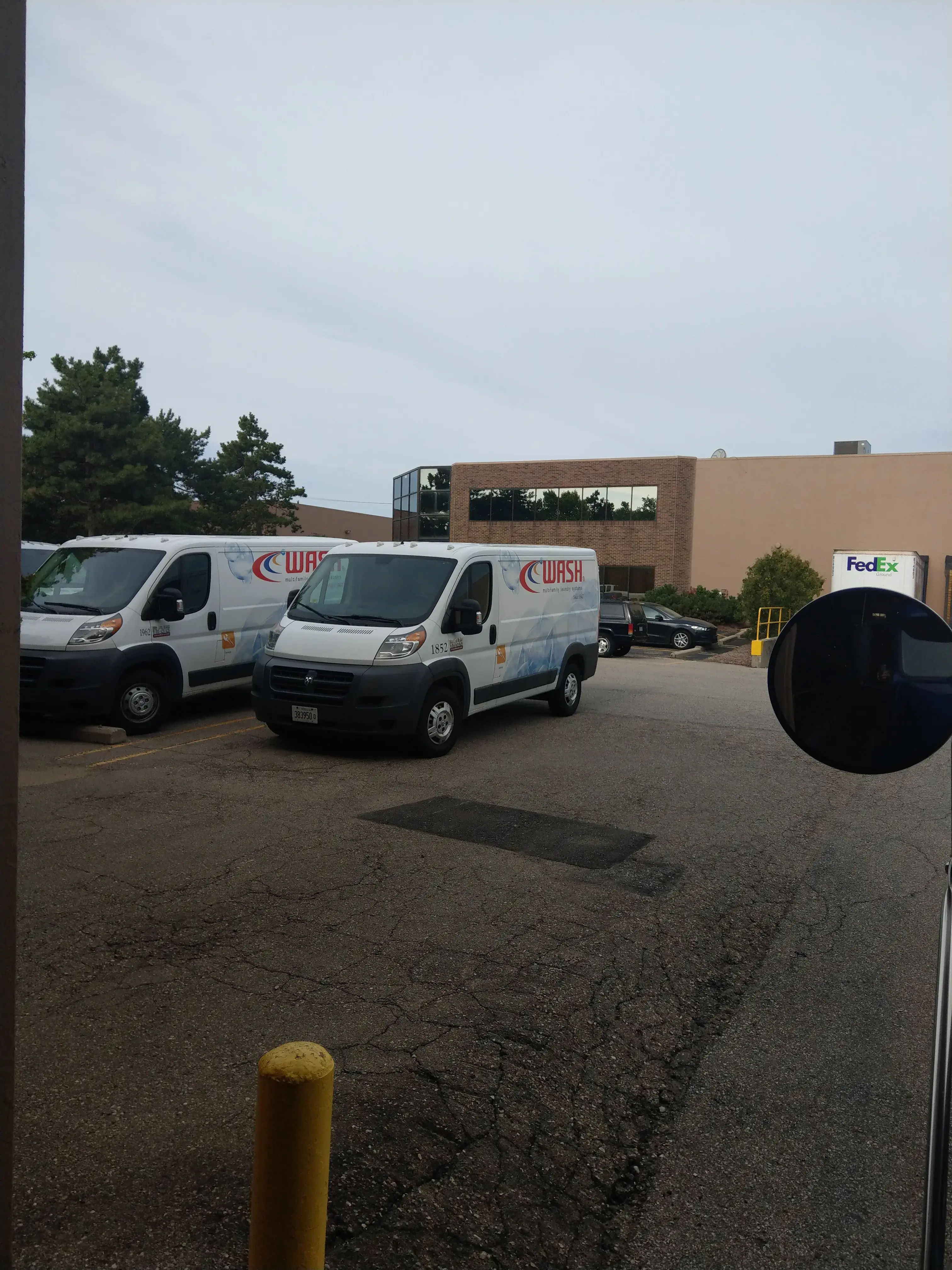 Wash Multifamily laundry systems thumbnail 2