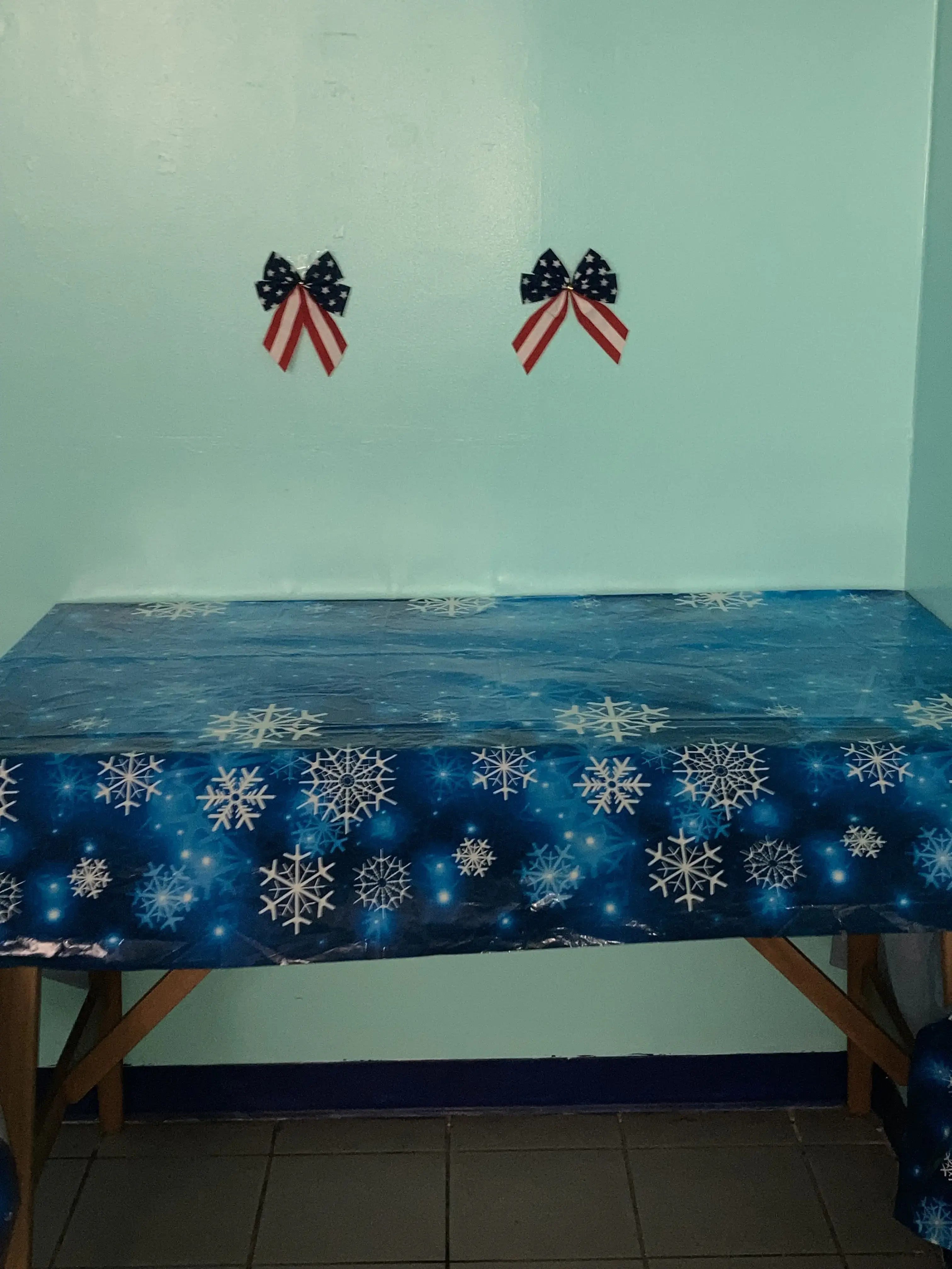 Wash 'N Dry Laundromat - Image 15