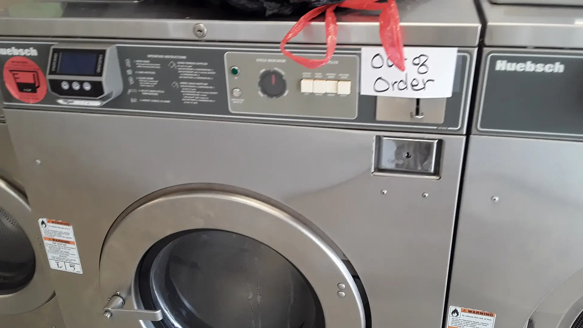 Wash-N-Go Coin Laundry - Image 5