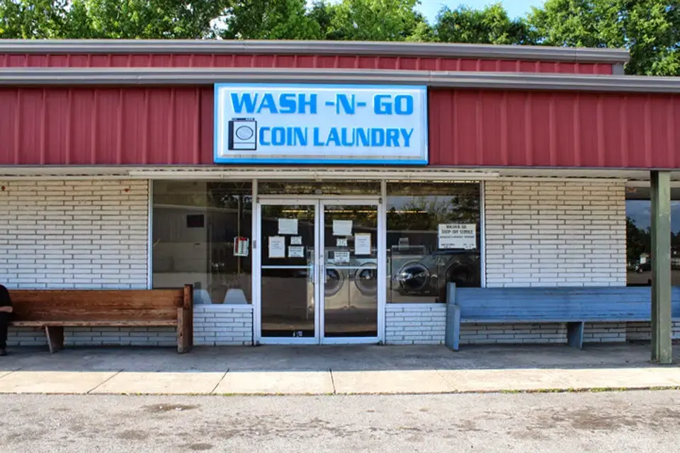 Wash N Go Coin Laundry location