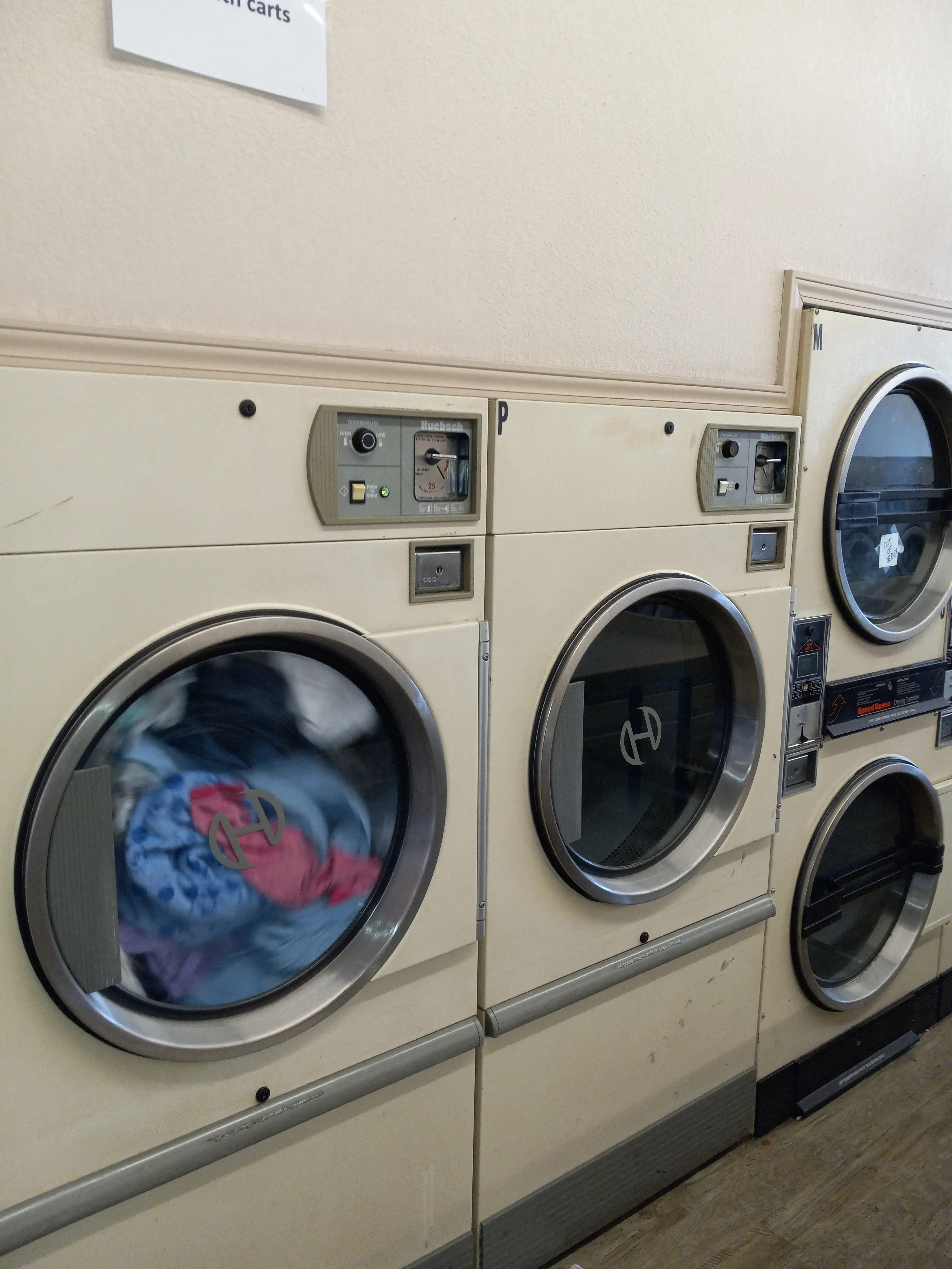 Wash-N-Go Coin Operated Laundromat thumbnail 4
