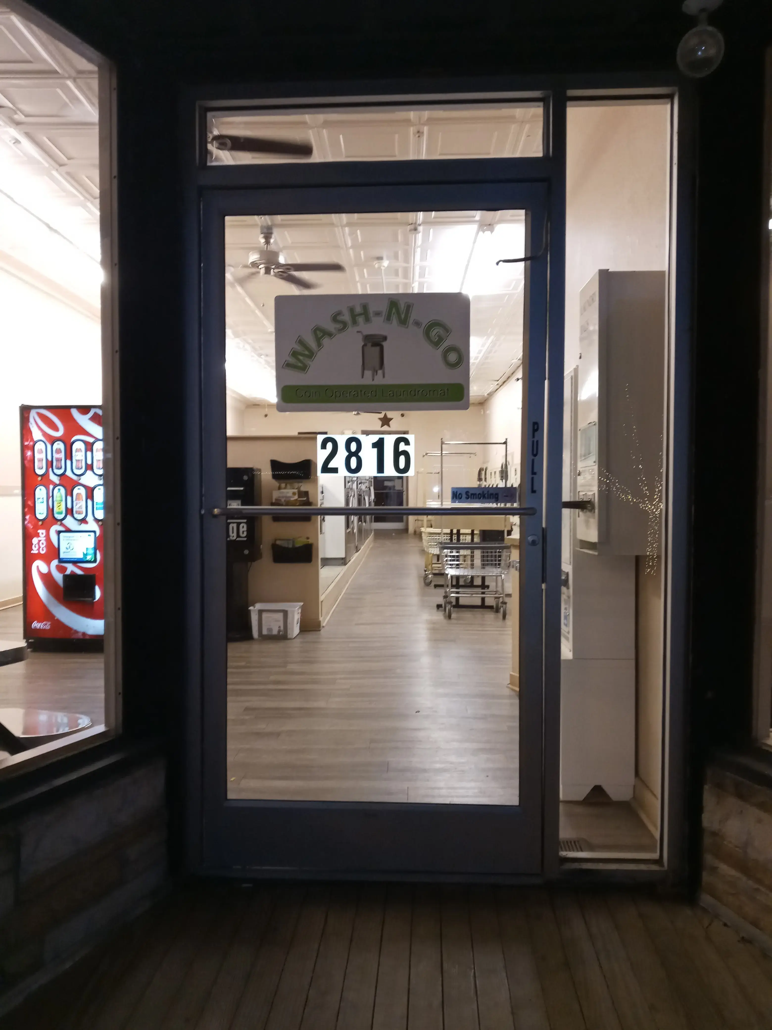Wash-N-Go Coin Operated Laundromat thumbnail 13