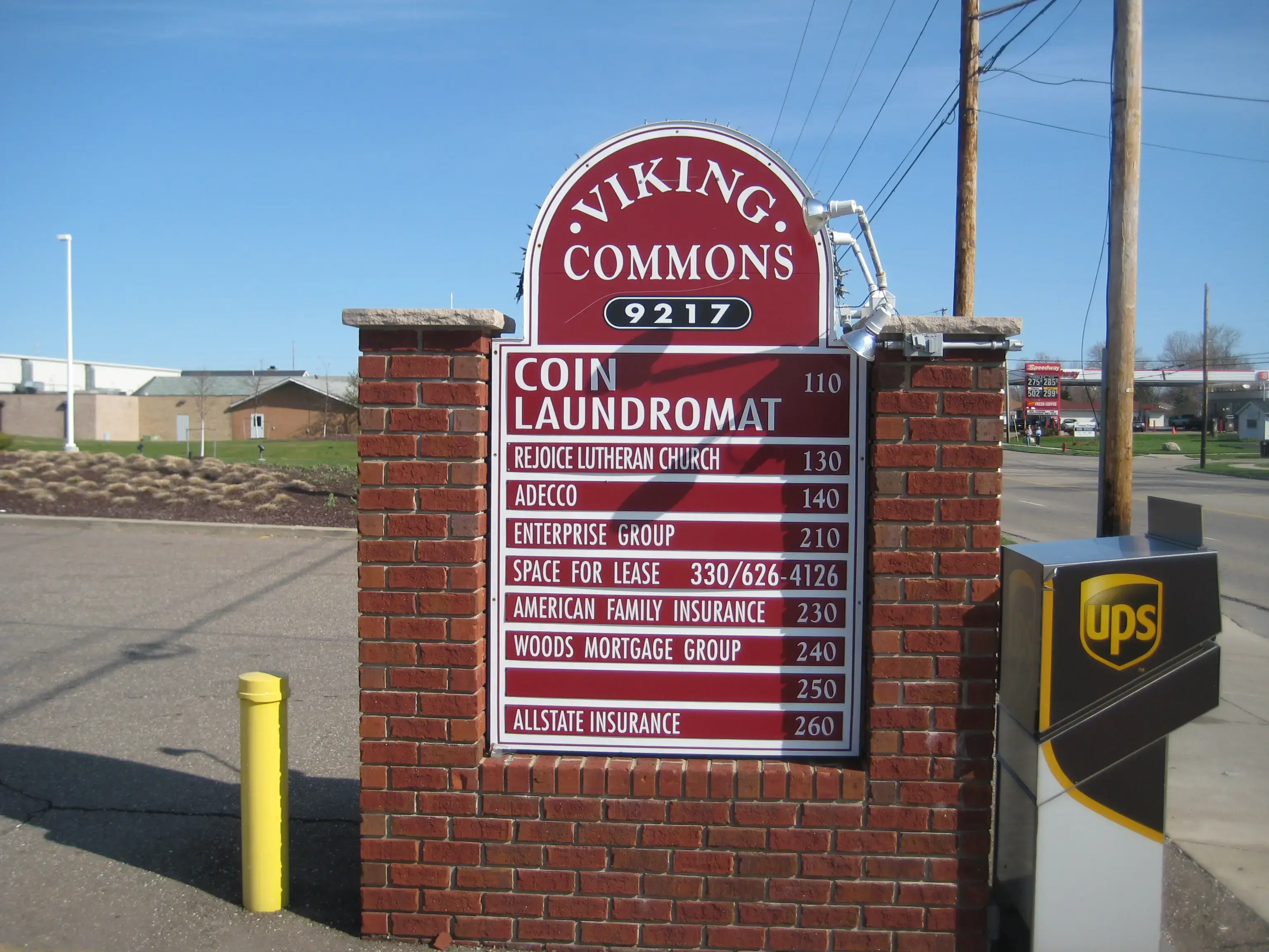 Wash N Go Laundromat - Image 5