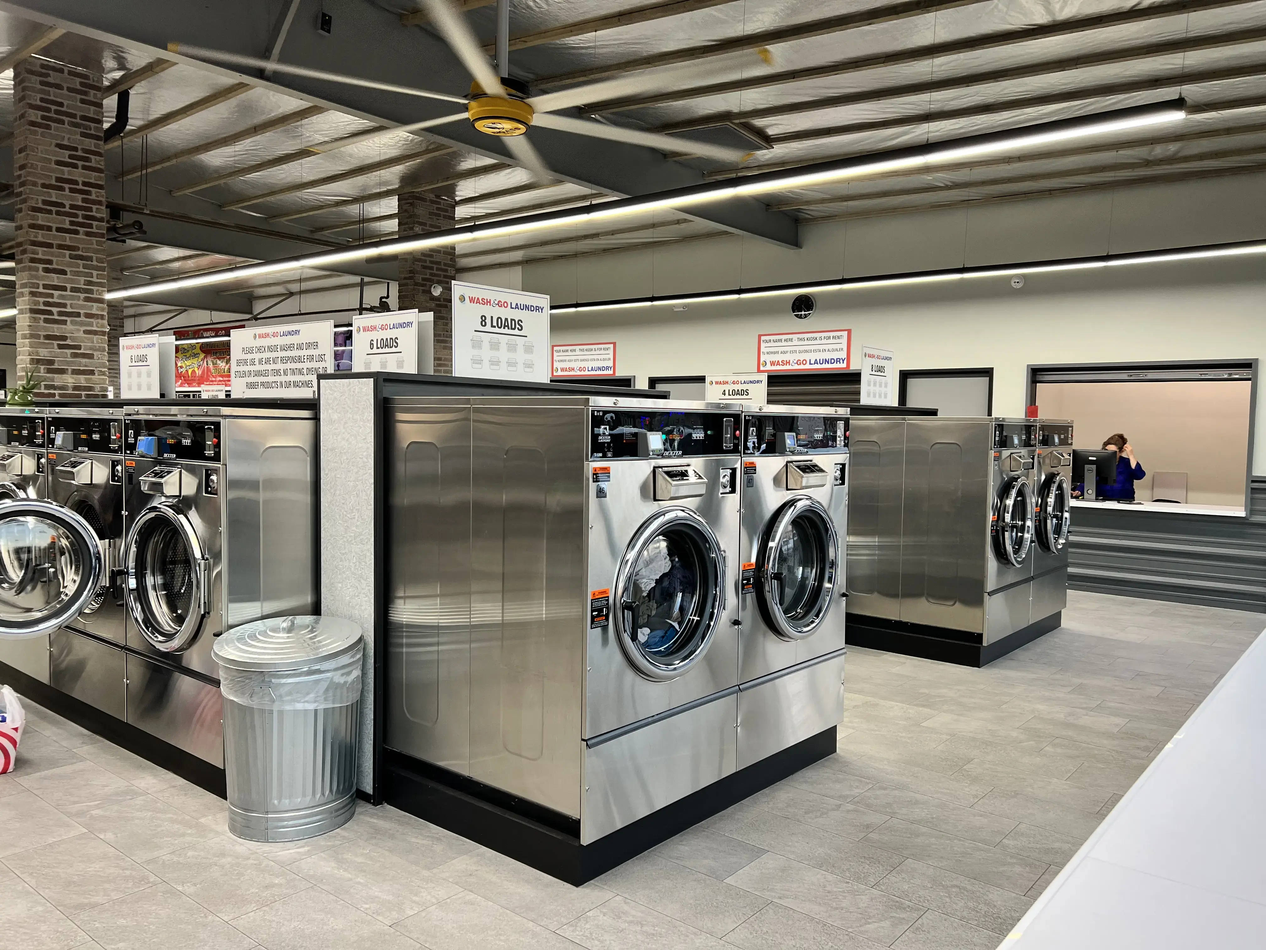 Wash N Go Laundry - Image 2