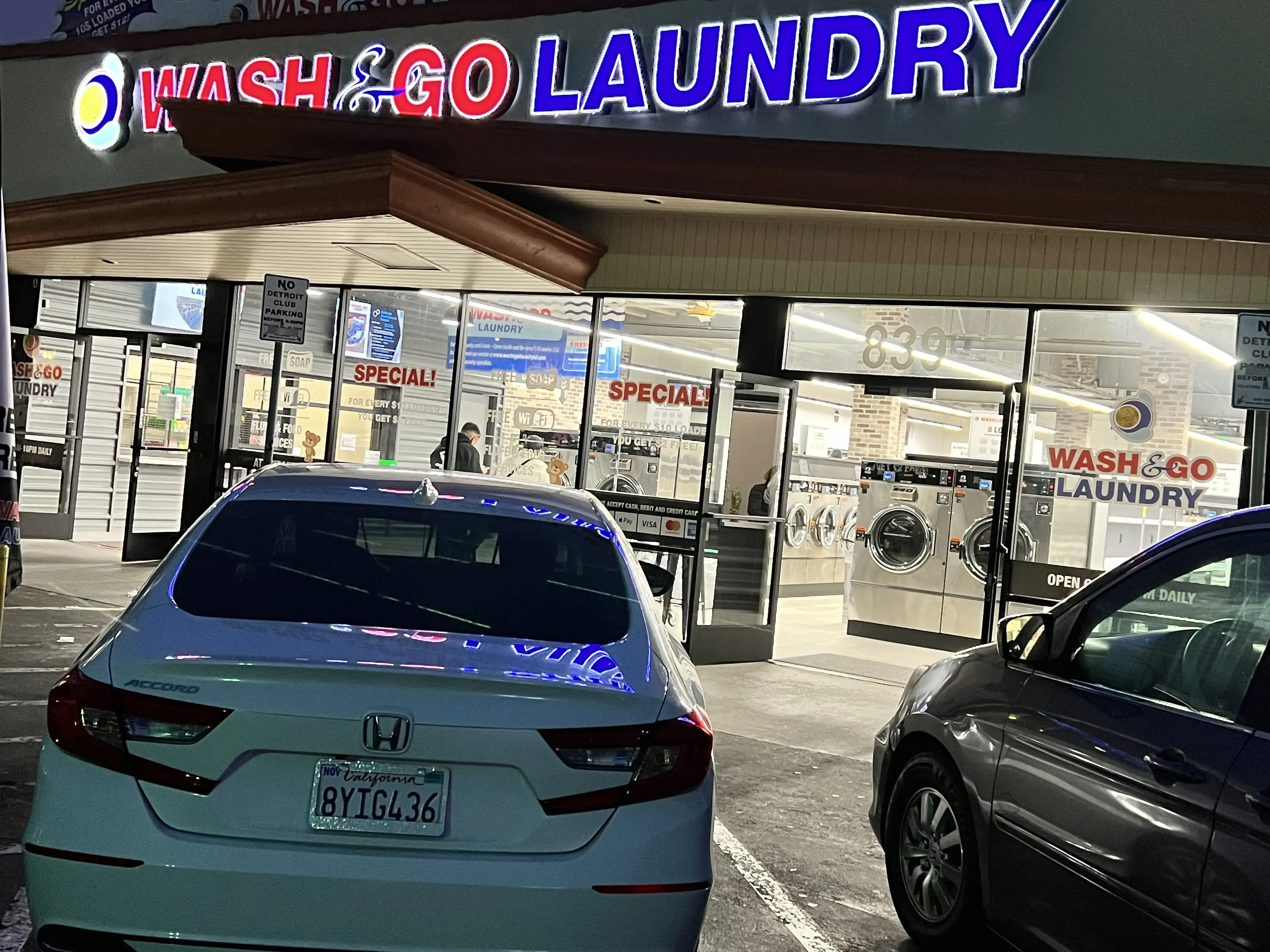 Wash N Go Laundry - Image 11