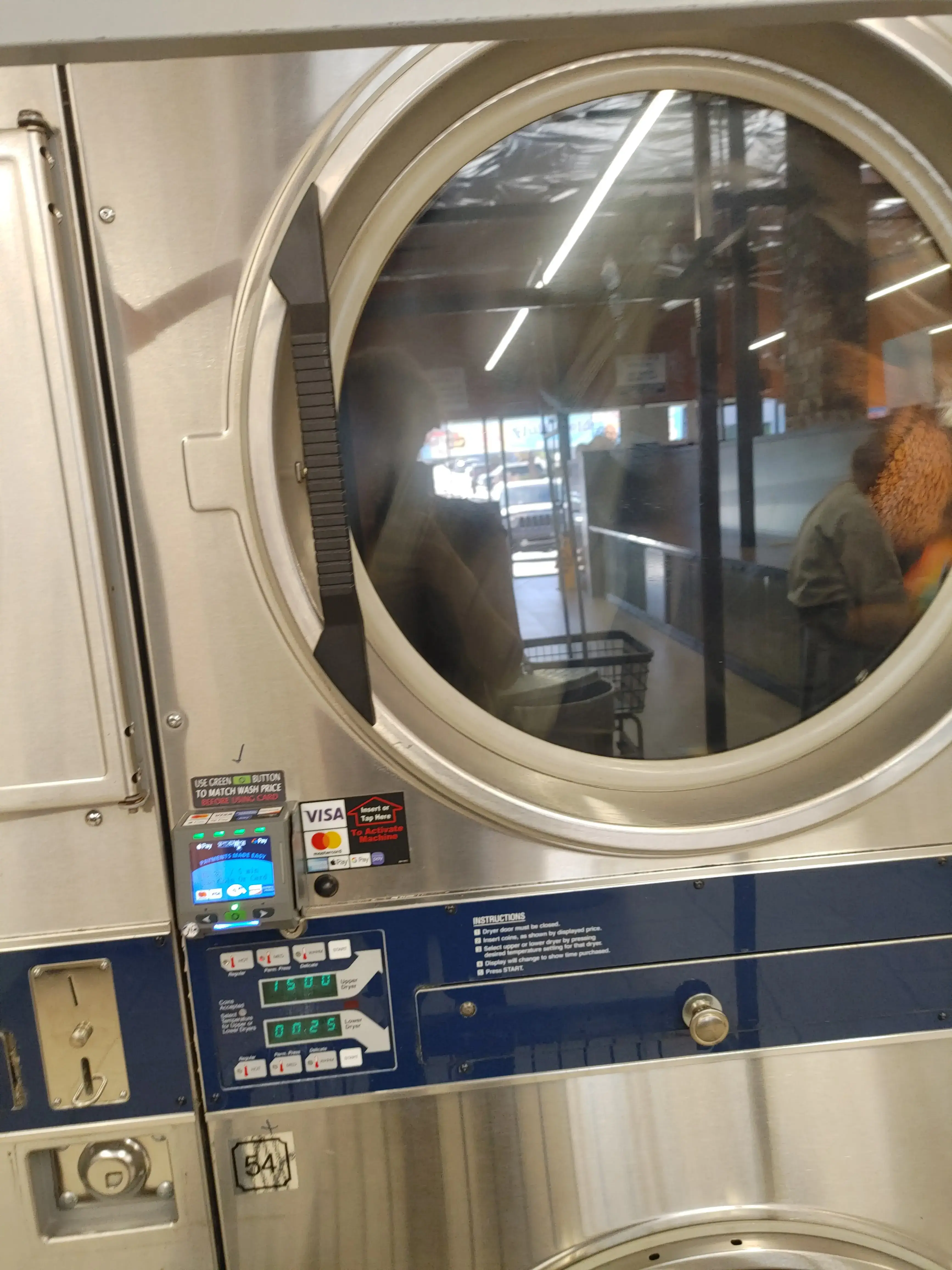 Wash N Go Laundry - Image 12