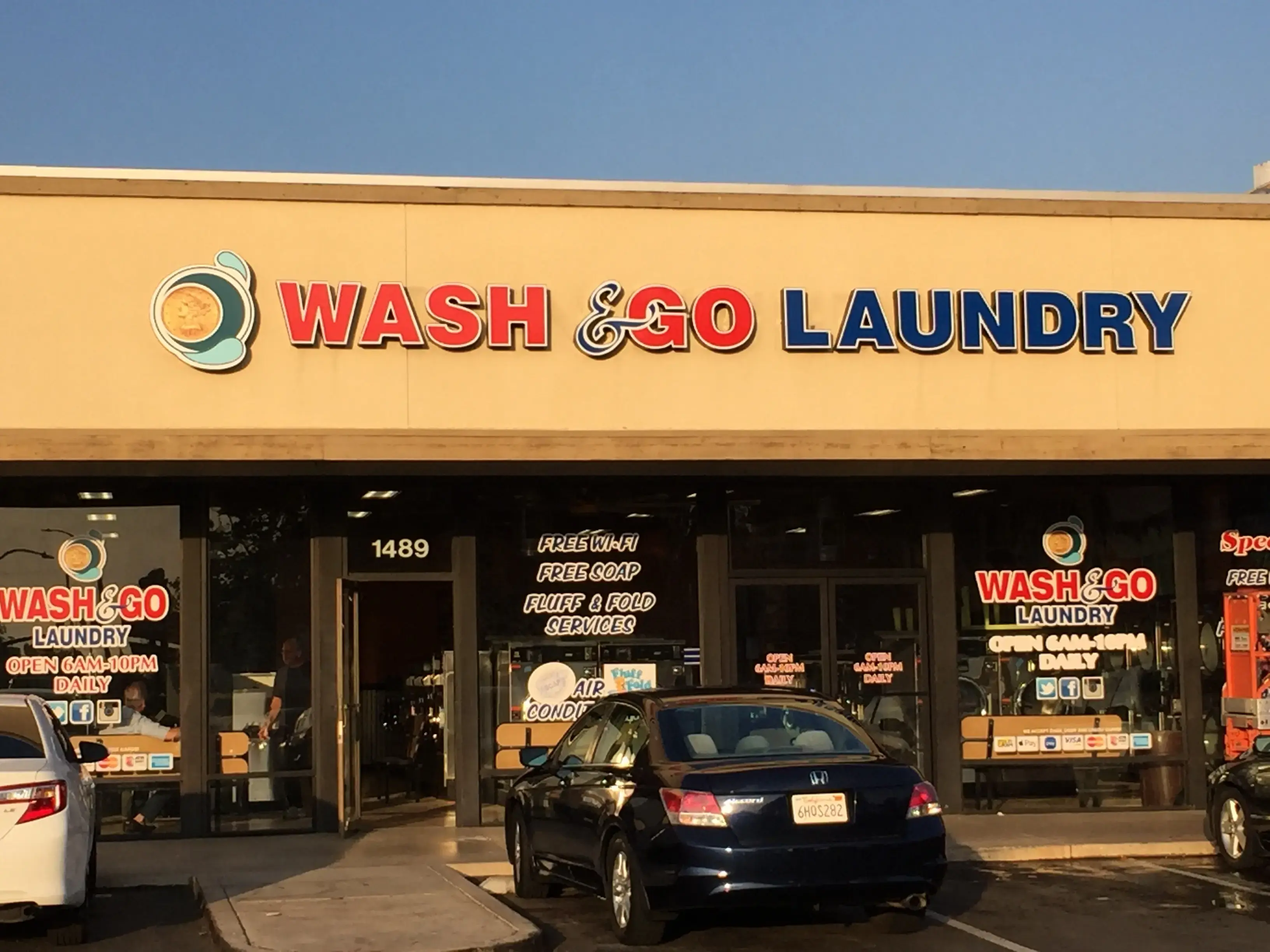 Wash N Go Laundry - Image 6