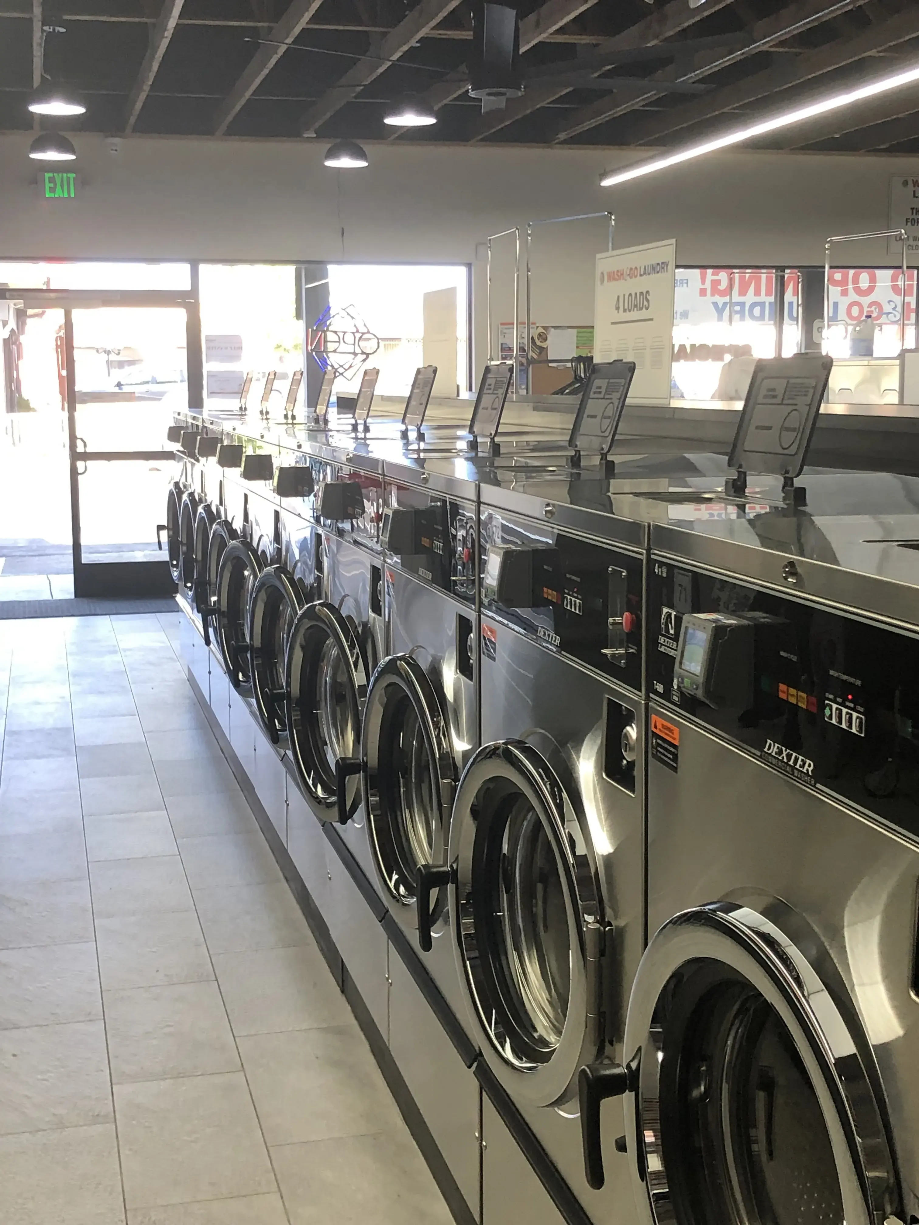 Wash N Go Laundry thumbnail 2