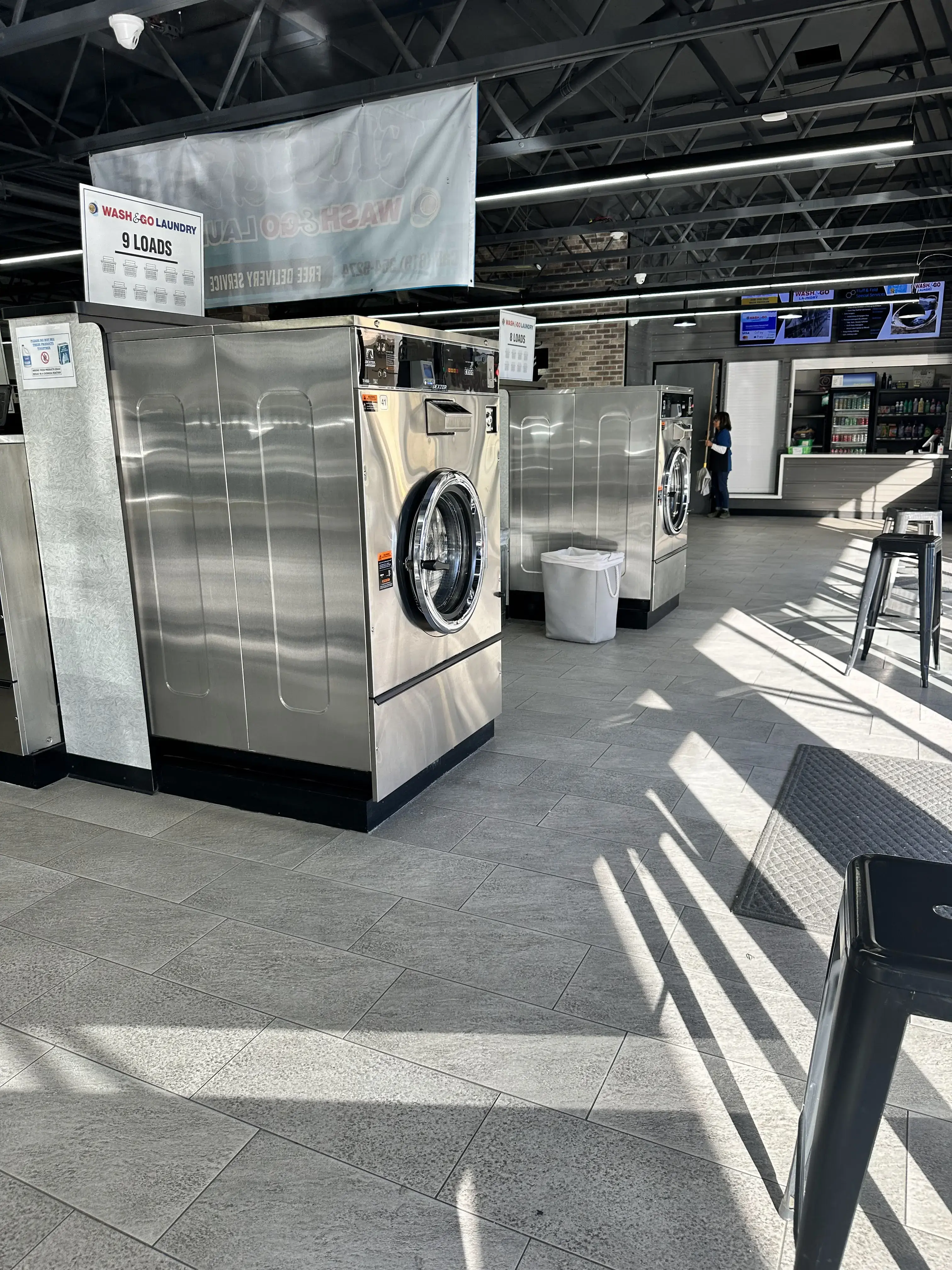 Wash N Go Laundry - Image 19