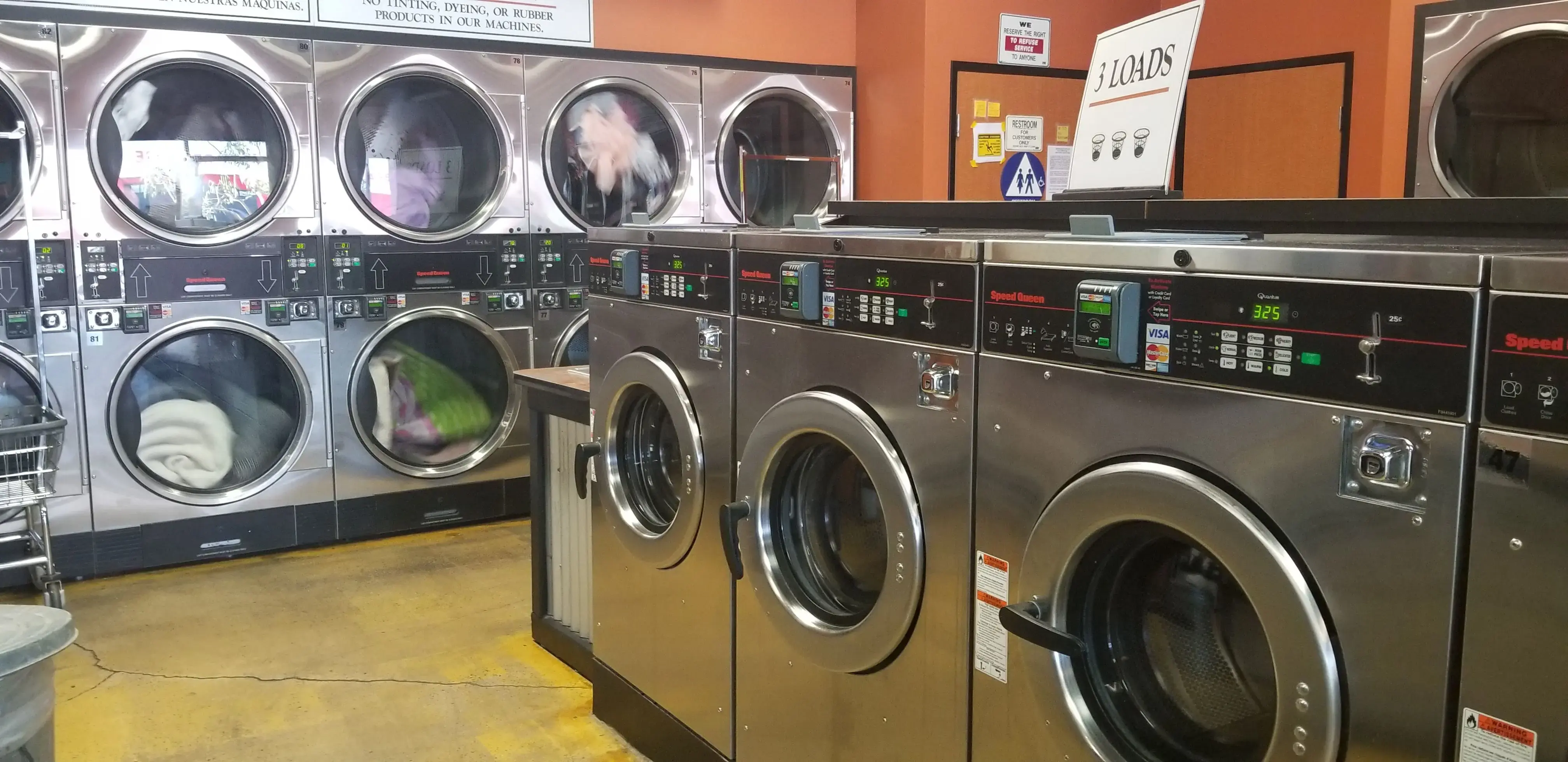 Wash N Go Laundry thumbnail 18