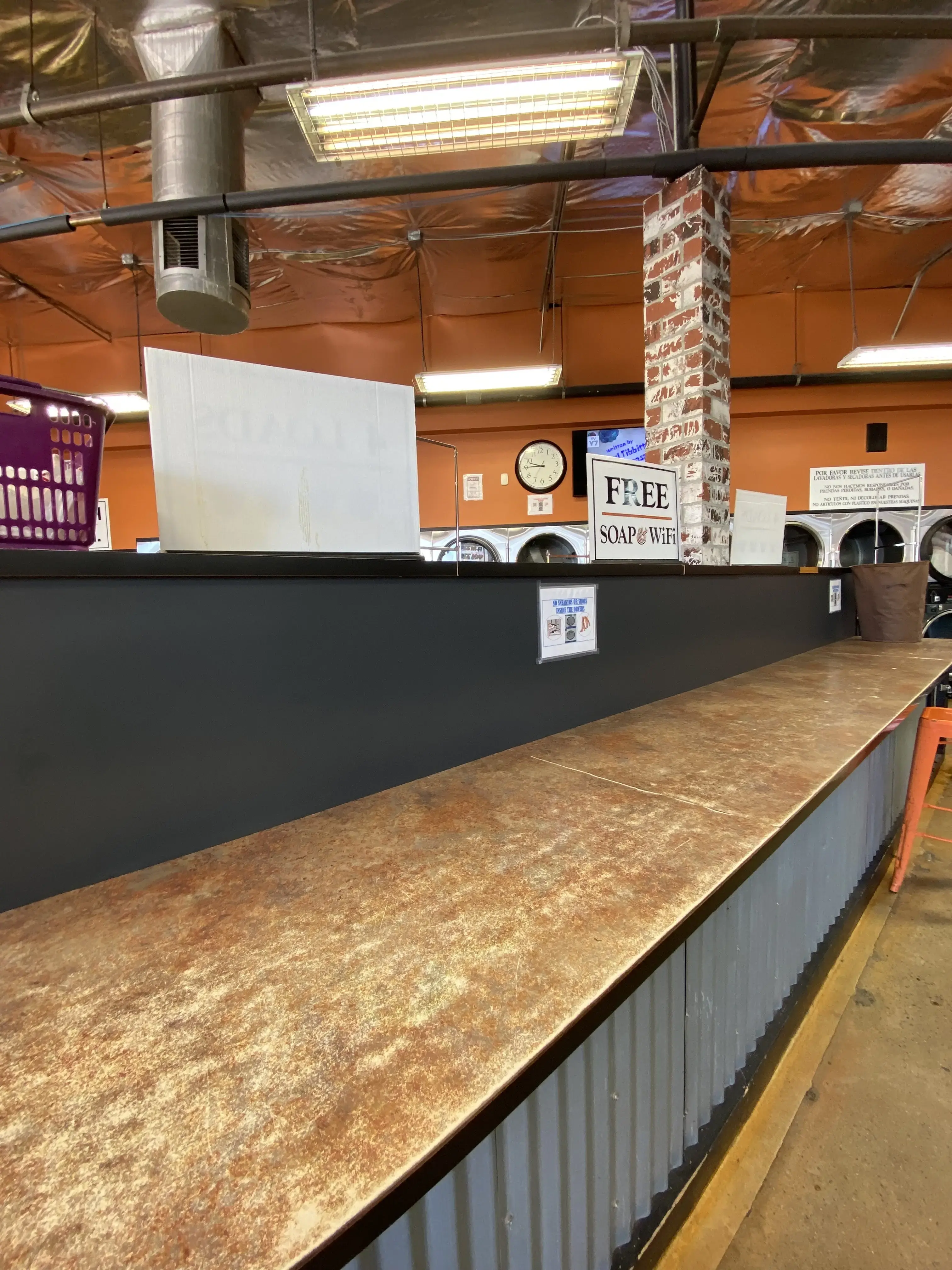 Wash N Go Laundry - Image 7