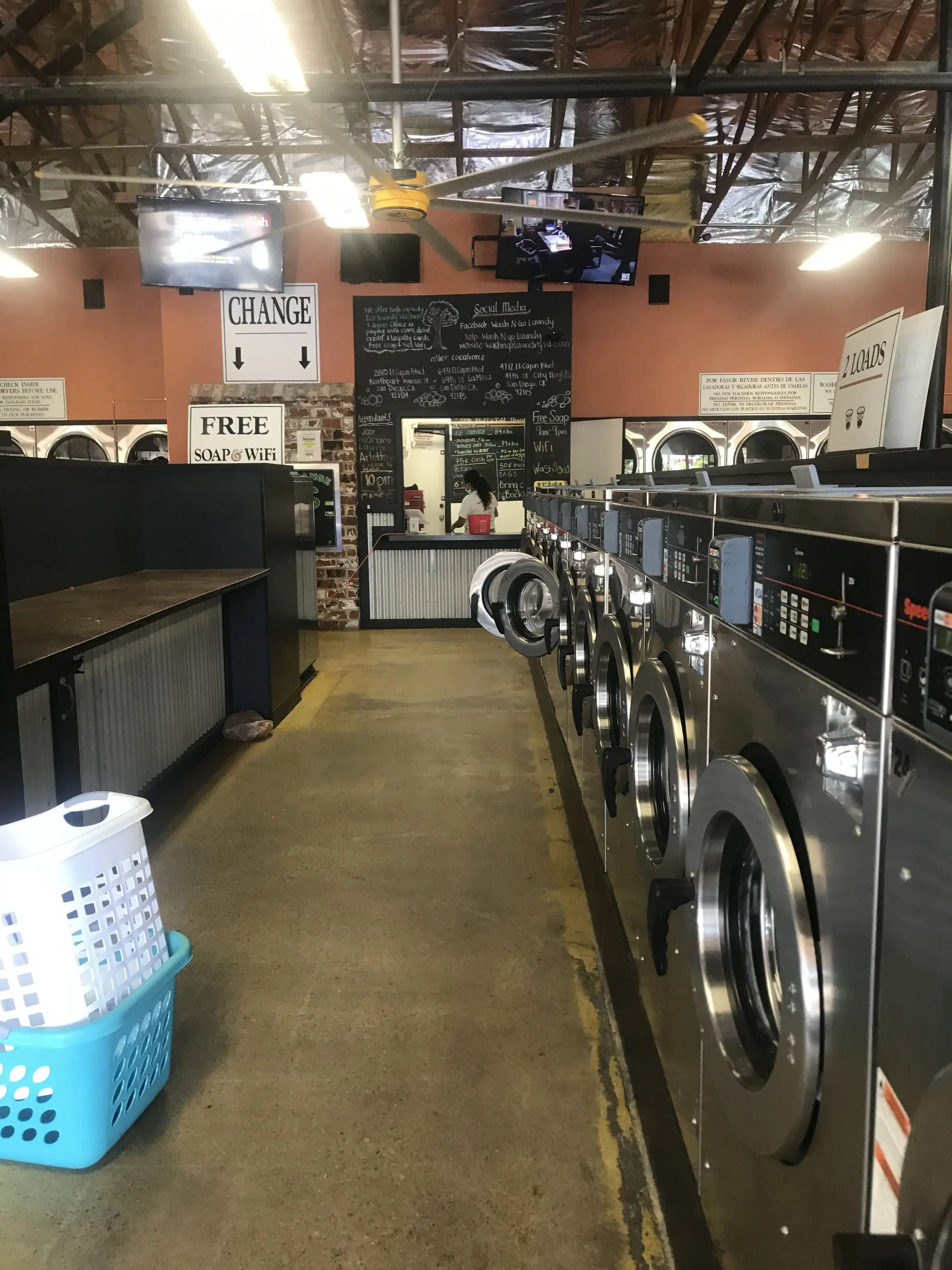 Wash N Go Laundry thumbnail 1