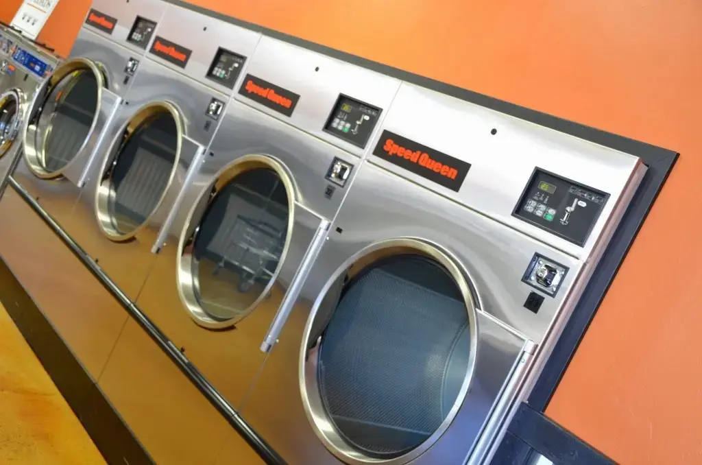 Wash N Go Laundry thumbnail 4