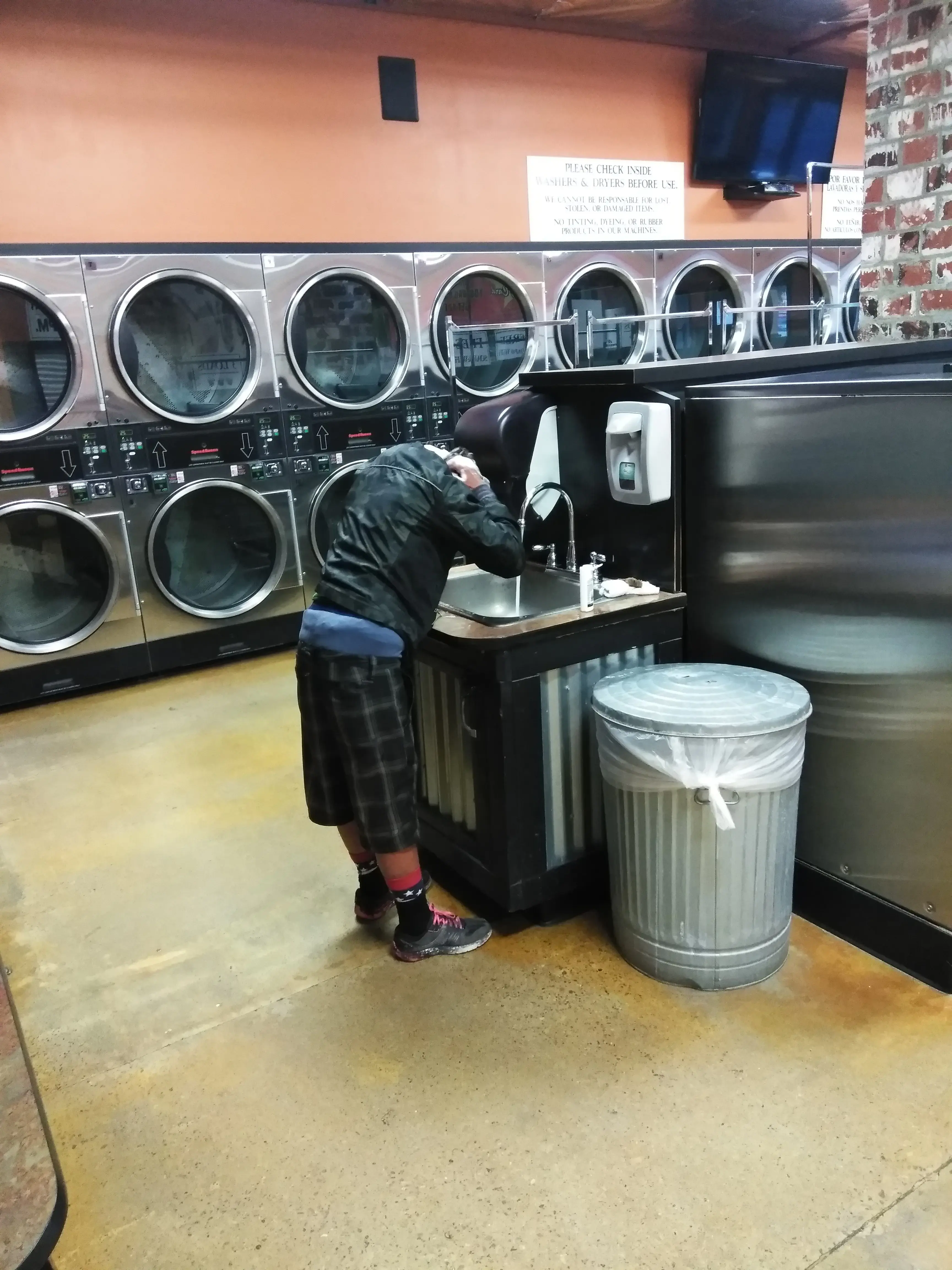 Wash N Go Laundry - Image 3