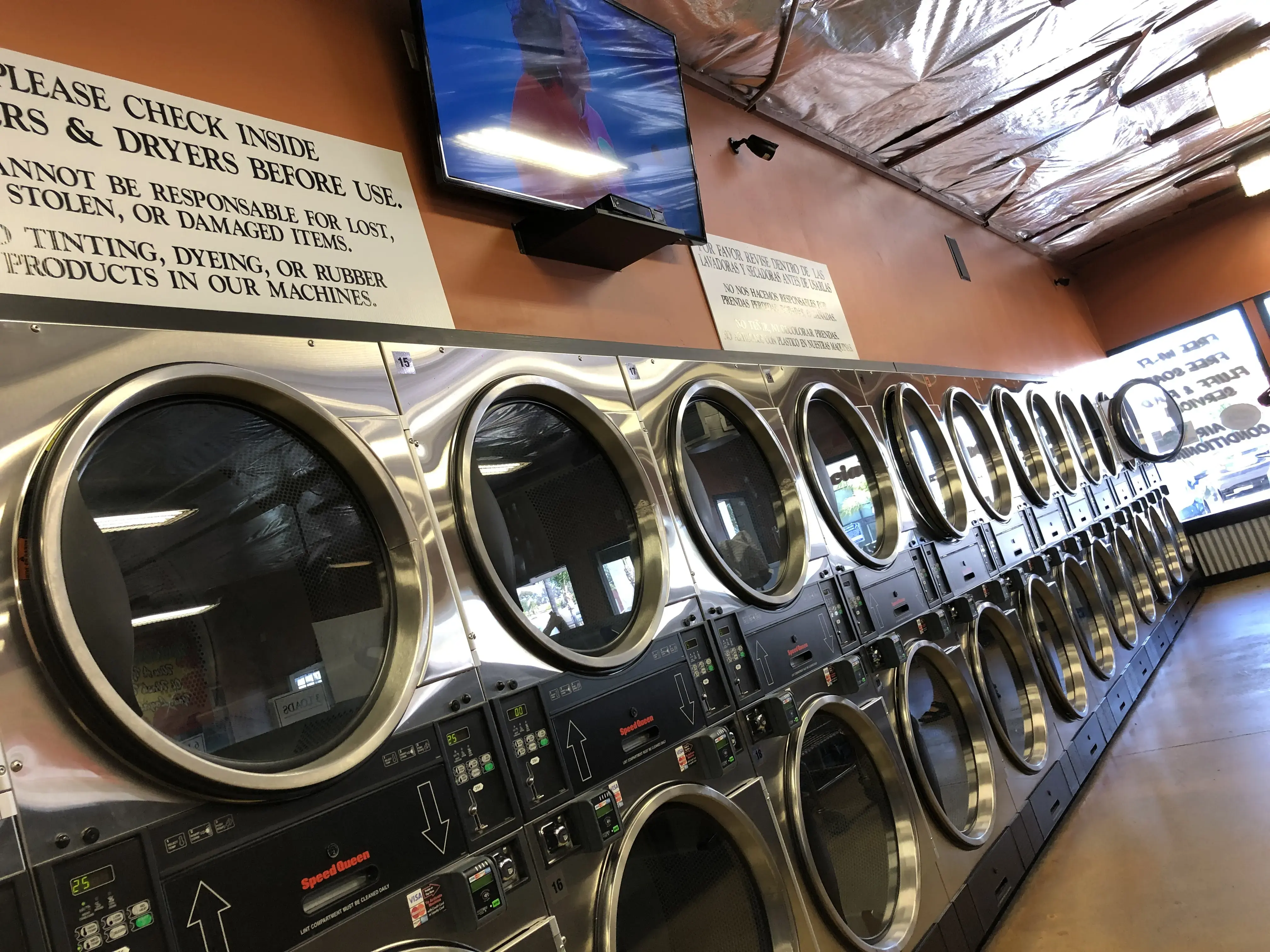 Wash N Go Laundry thumbnail 4