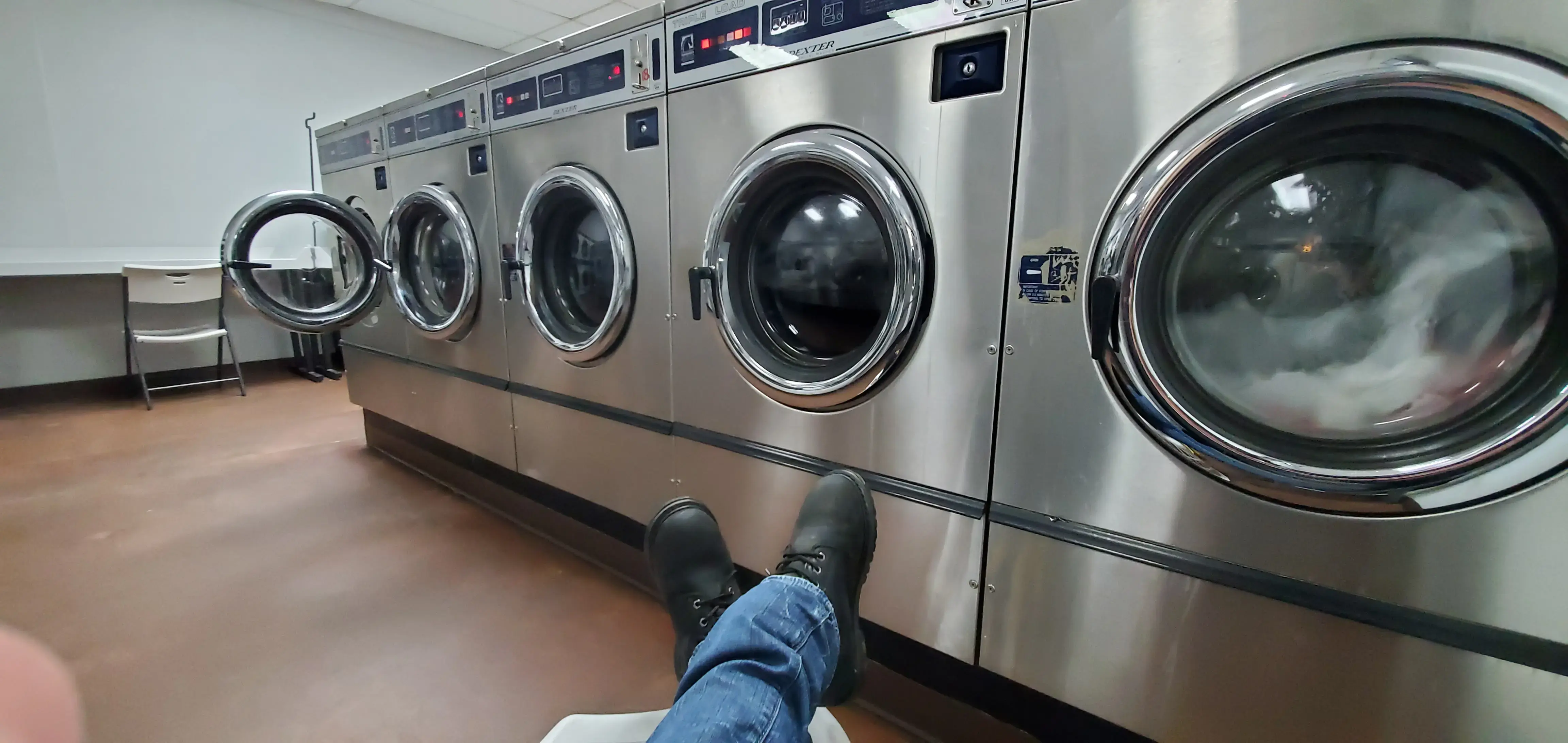 Wash-n-Tan - Image 4