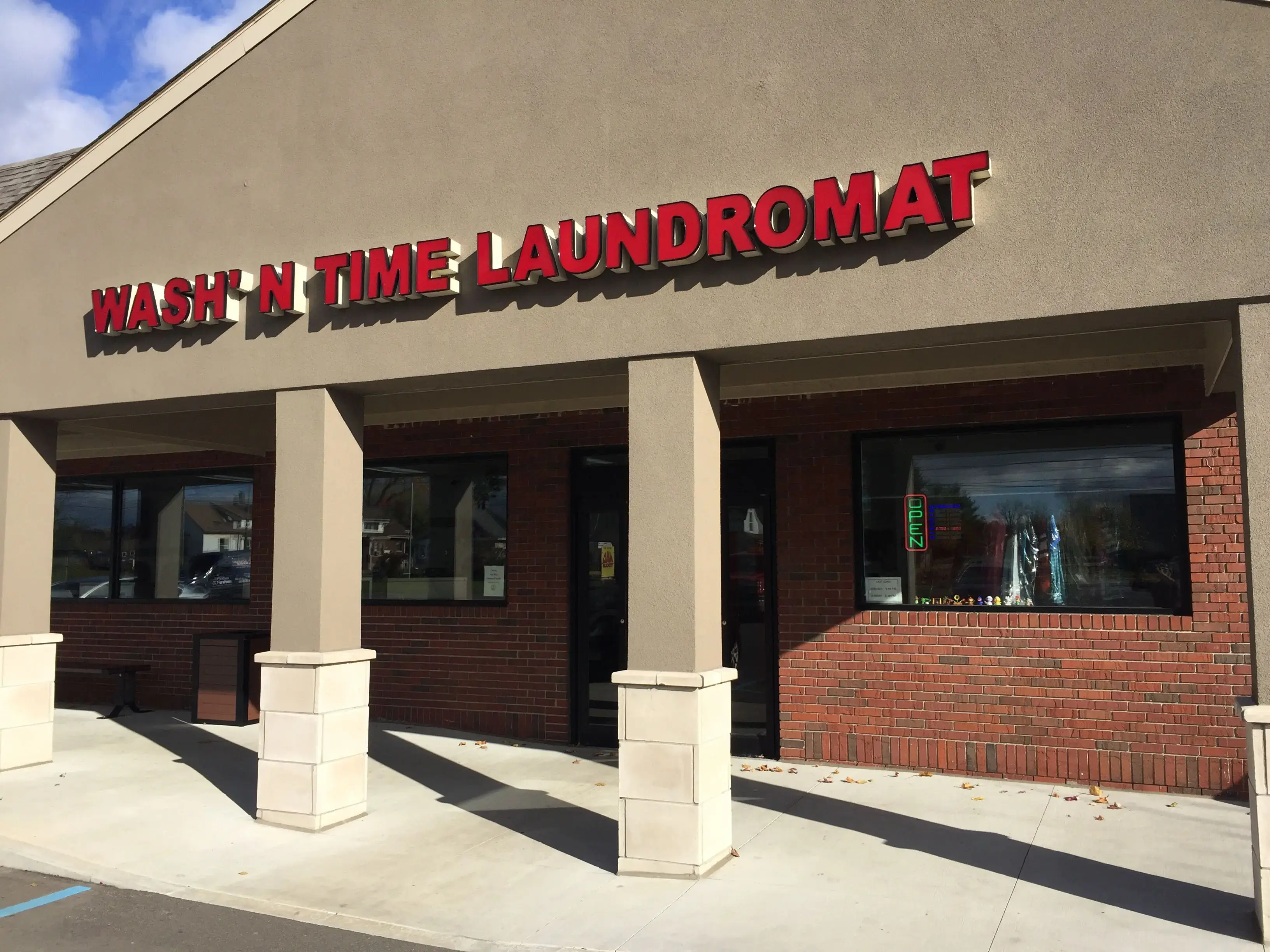 Wash N Time Laundromat thumbnail 20