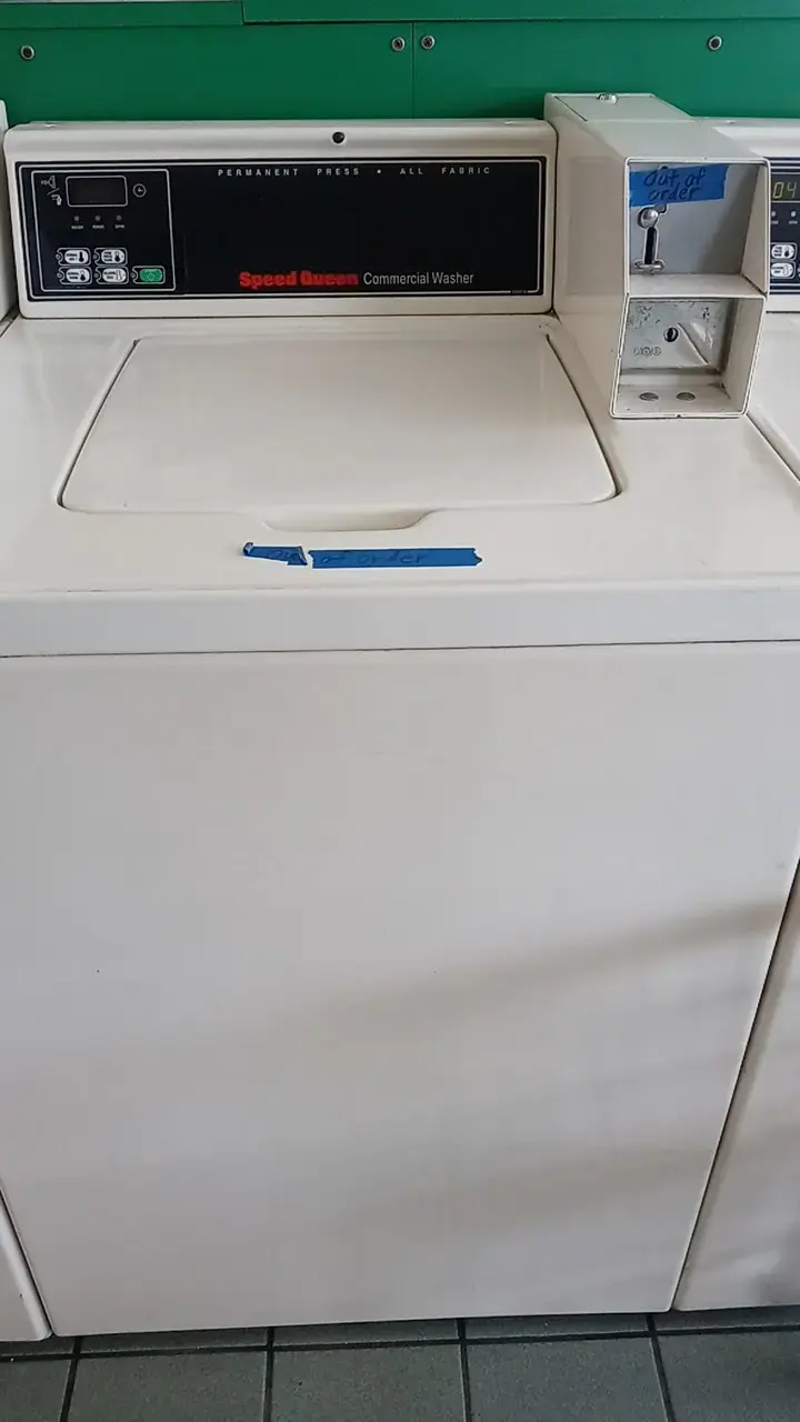 Wash N Well - Image 2