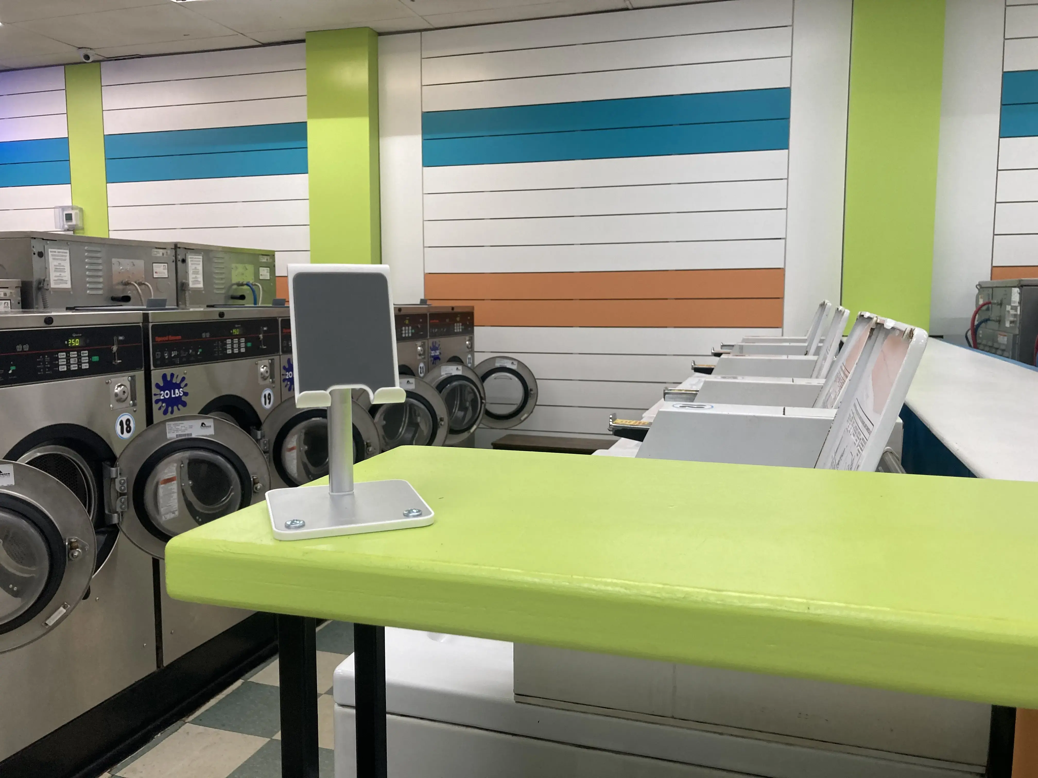 Wash Rite Laundry - West Melbourne - Laundromat - Image 18