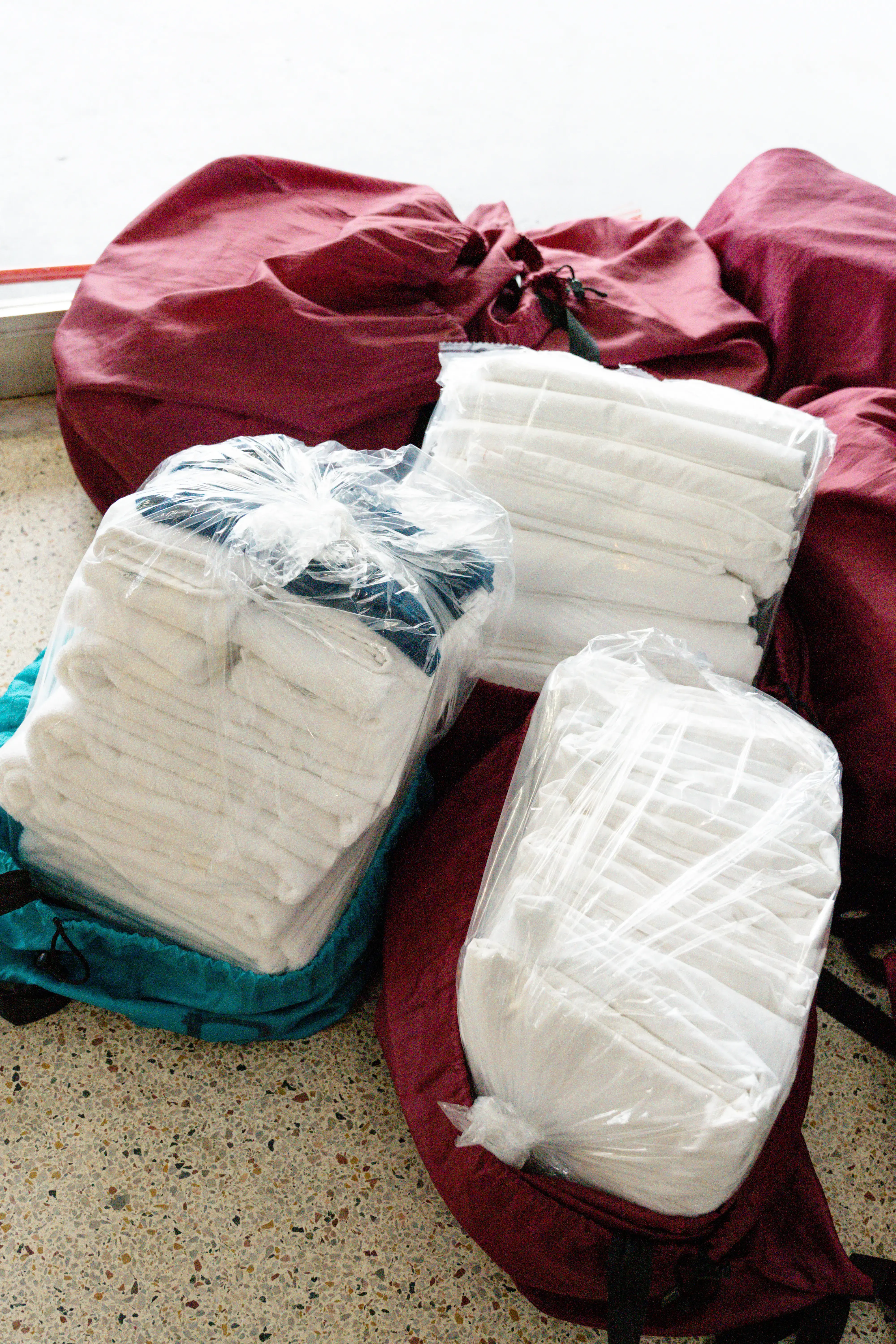 Wash & Roll Laundry - Image 7