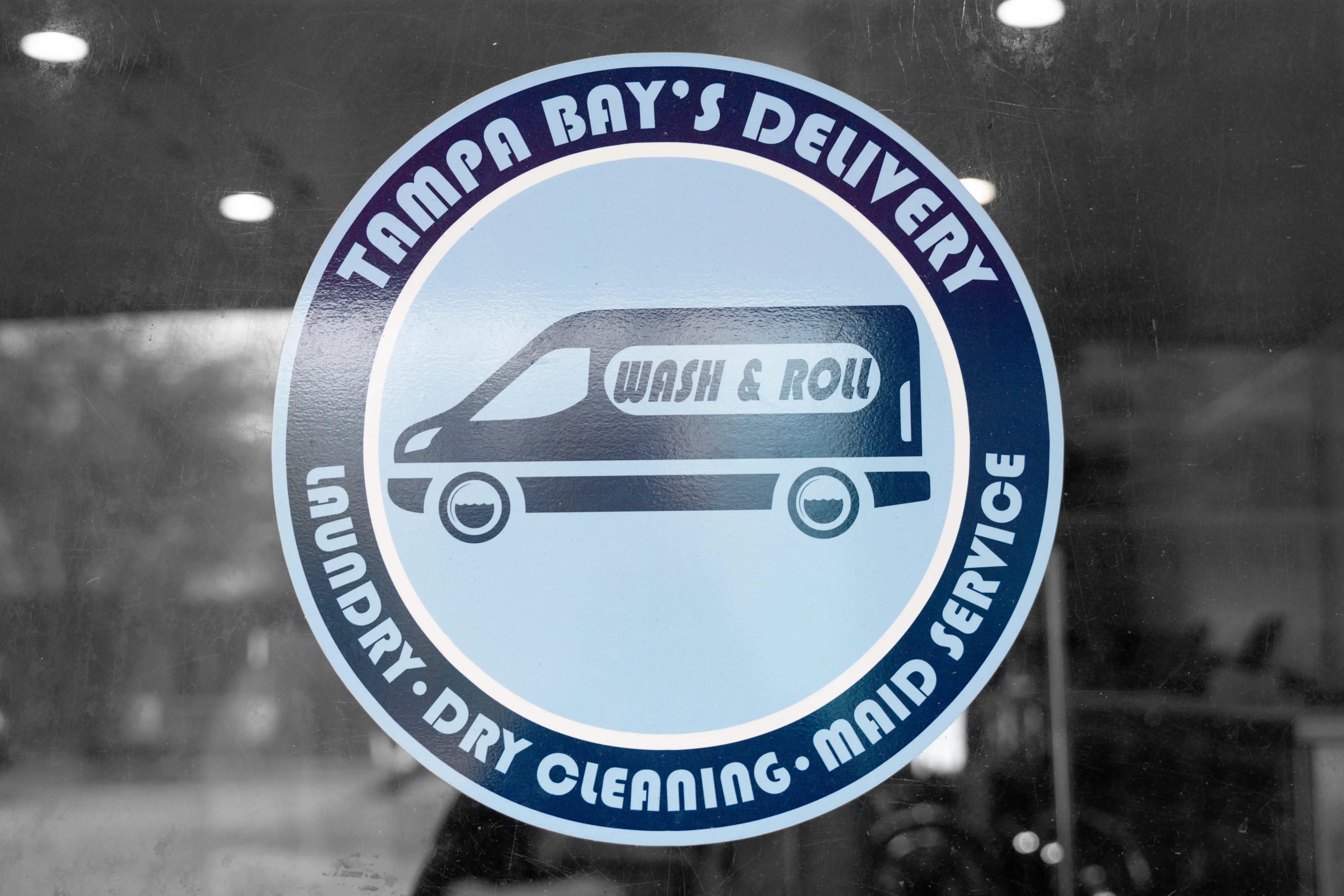 Wash & Roll Laundry - Image 9