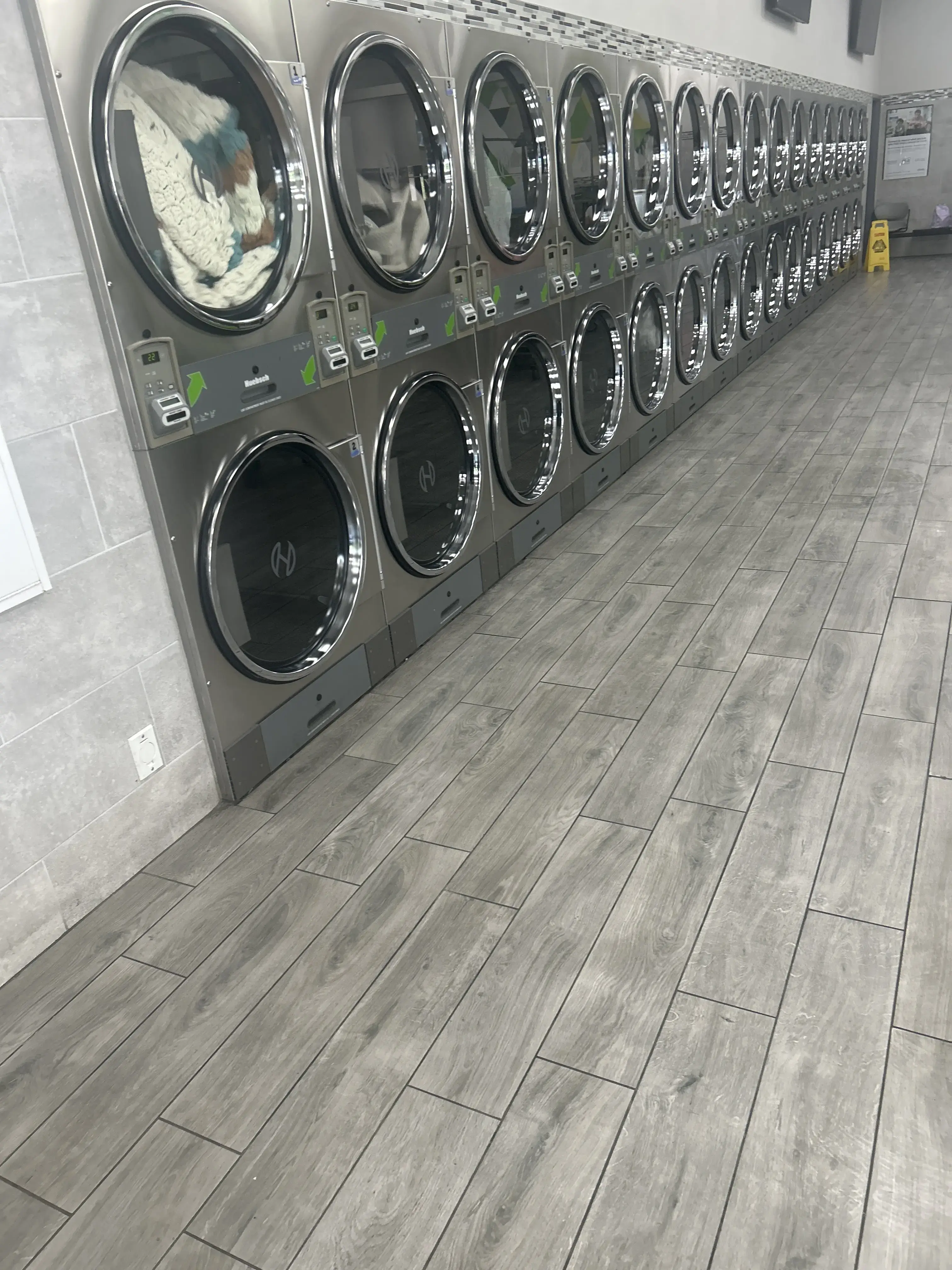Wash Smart Laundry thumbnail 15