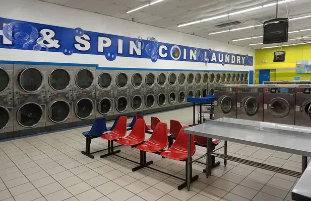 Wash & Spin Coin Laundry thumbnail 5