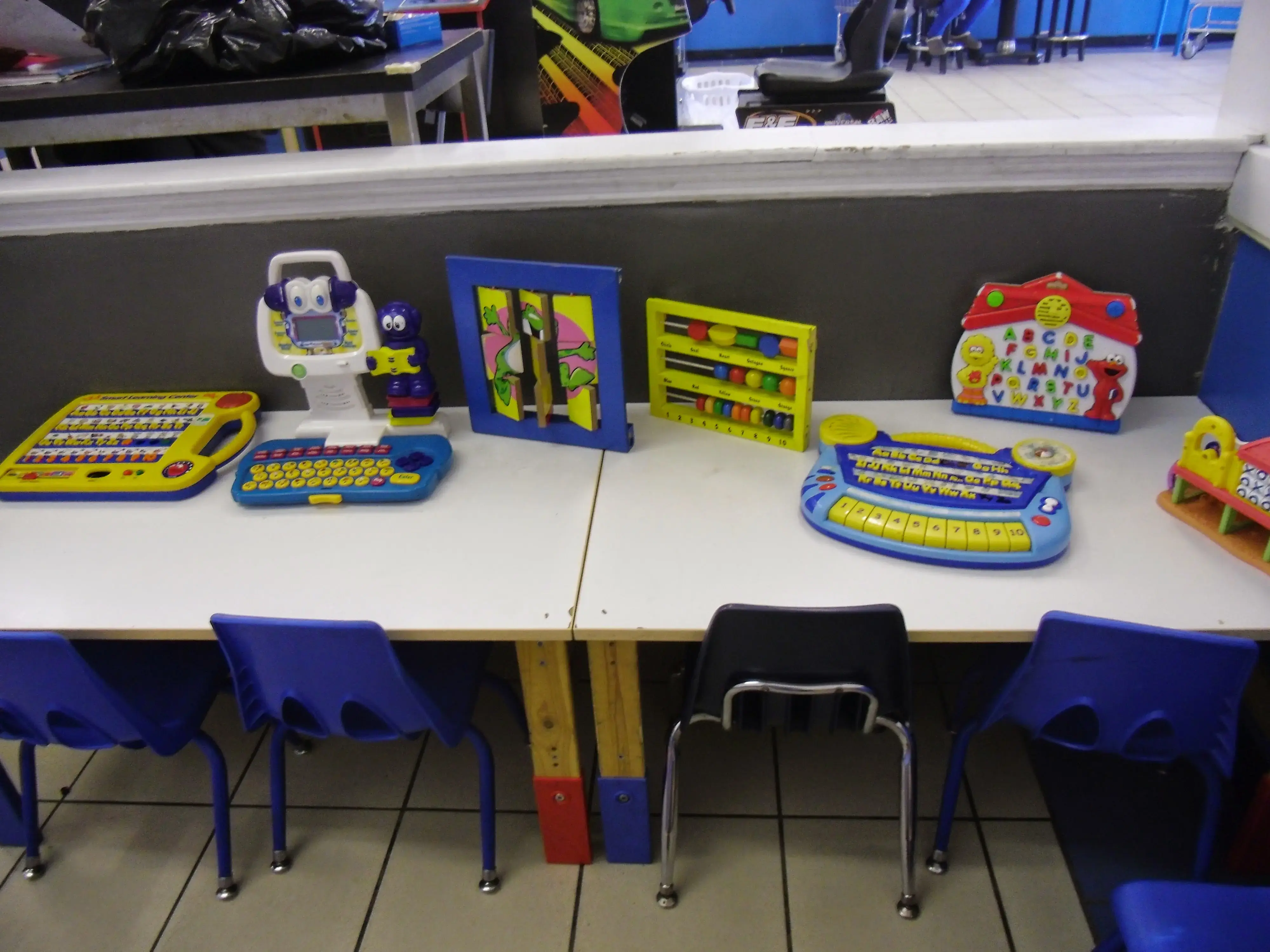 Wash & Spin Coin Laundry thumbnail 17