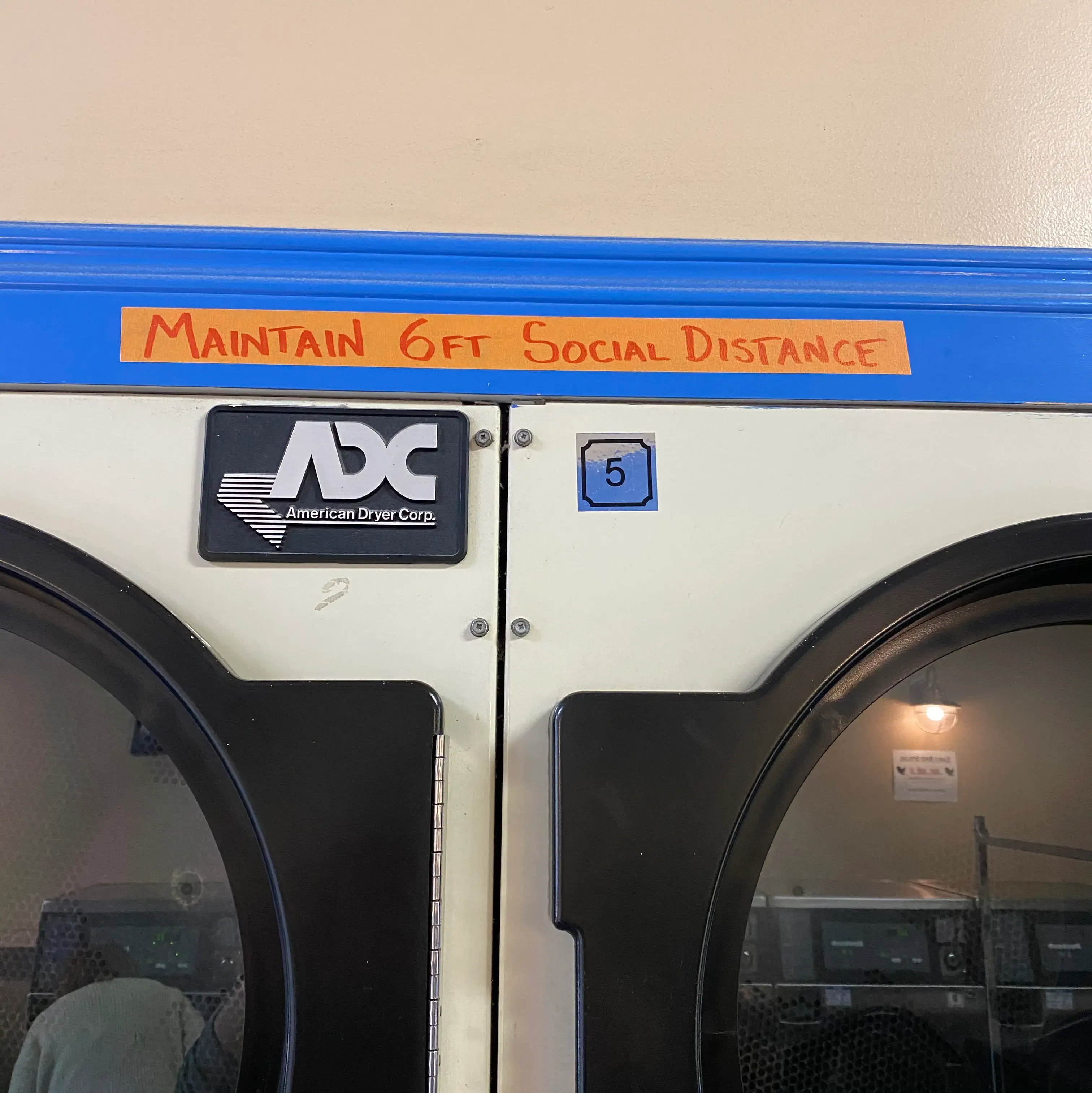 Wash & Surf Coin Laundry thumbnail 7