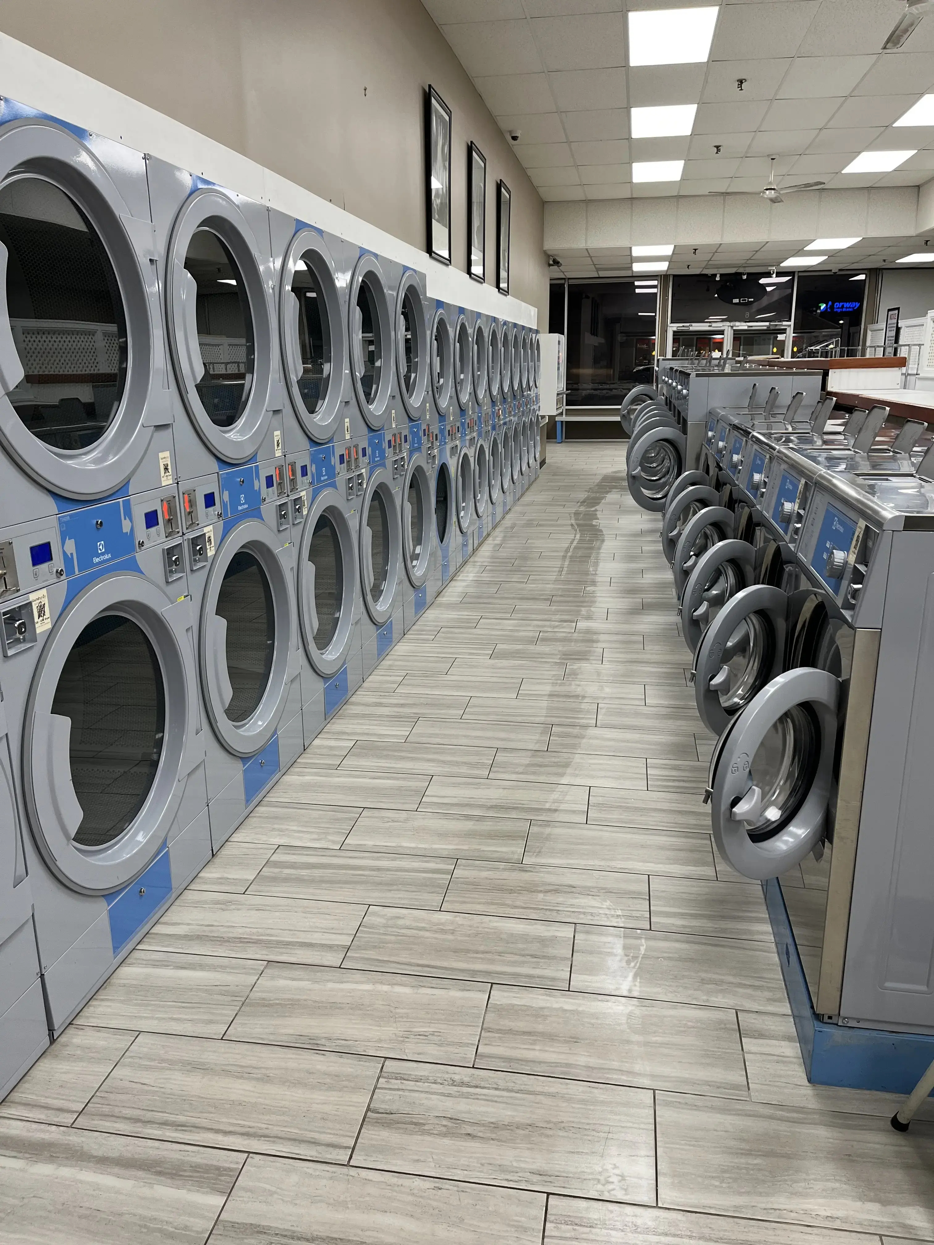 Wash Tub II - Image 17