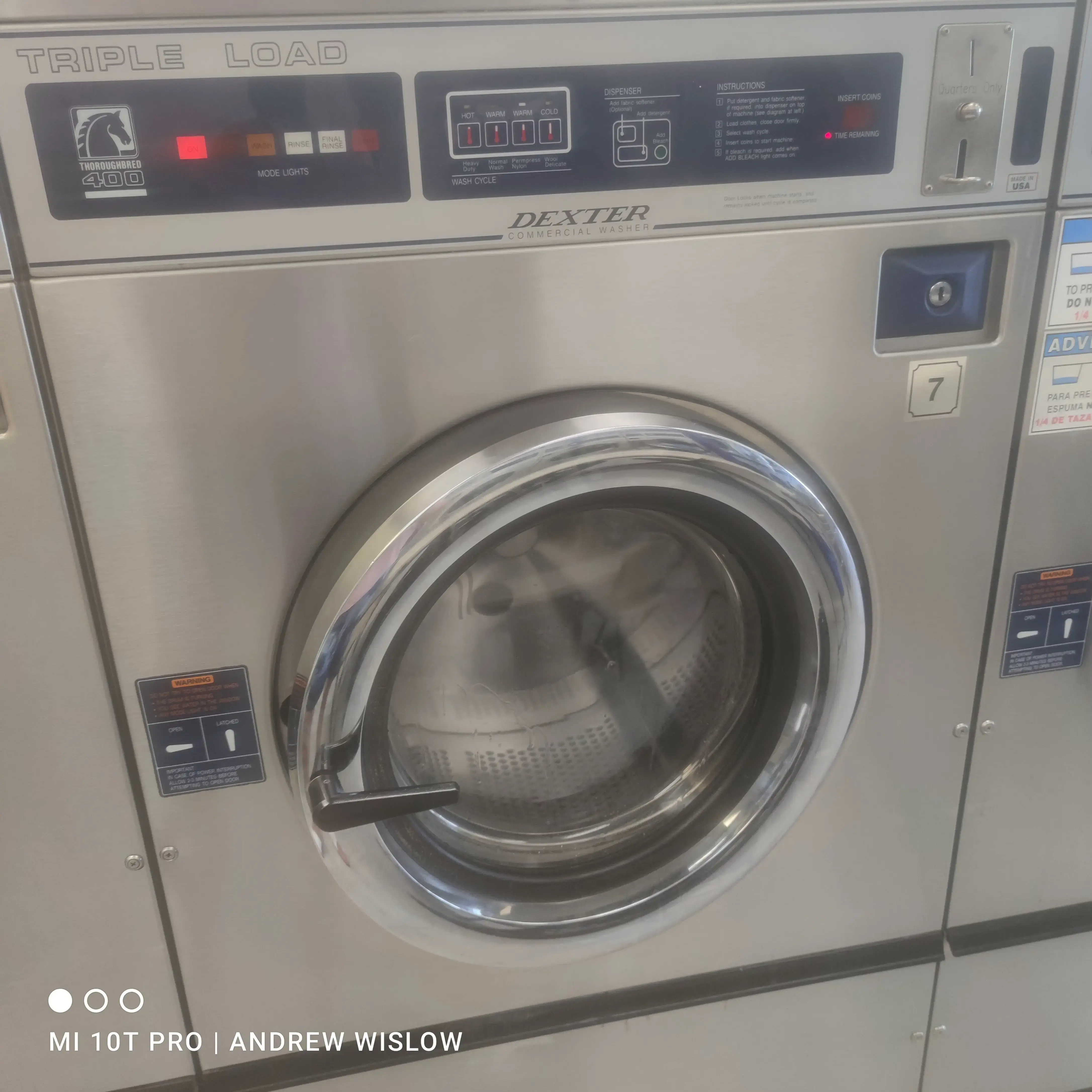 Wash Tub Laundromat thumbnail 5