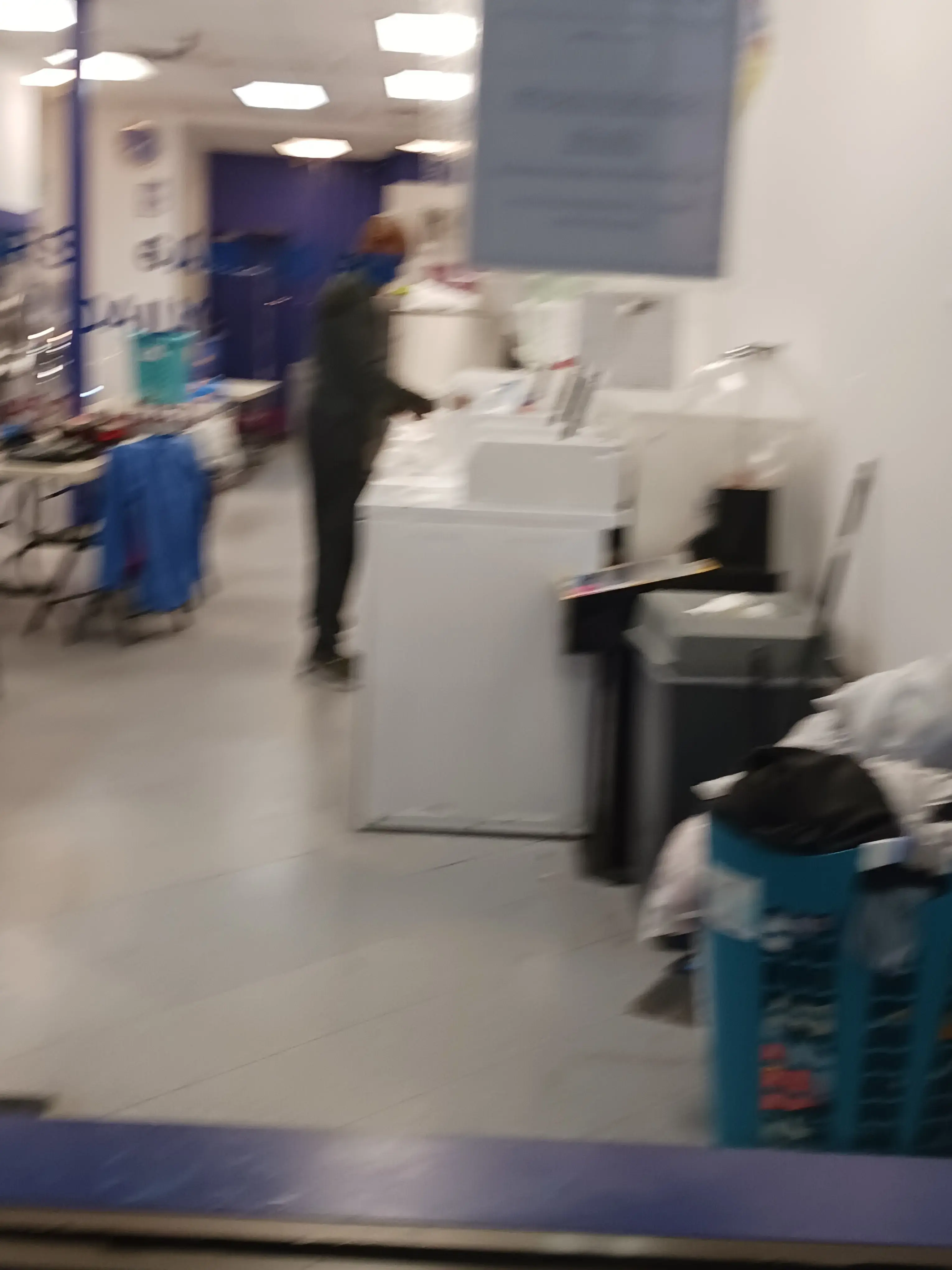 Wash Tub Laundromat thumbnail 4