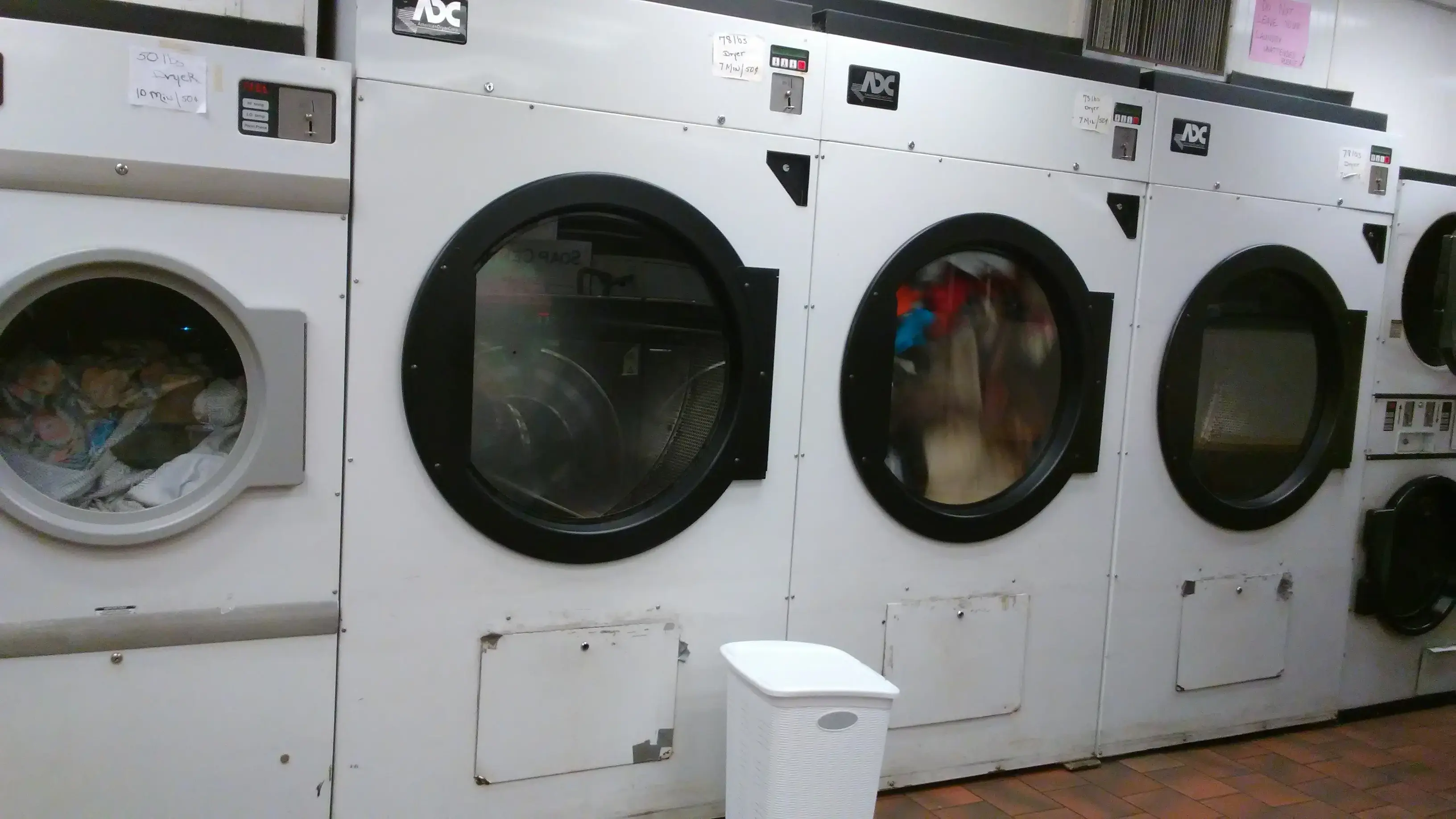Wash Tub Laundry & Dry Cleaning - Image 12
