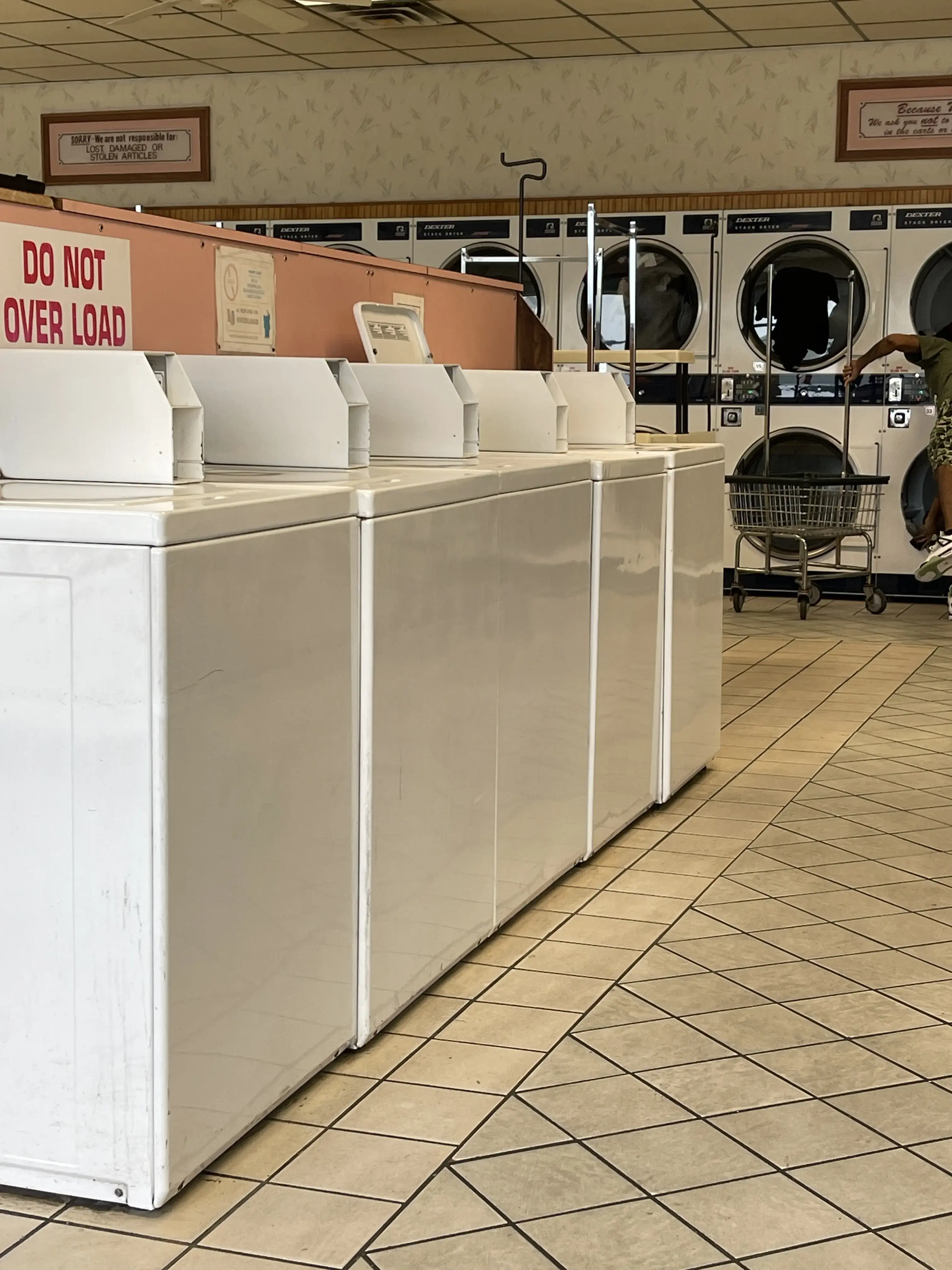 Wash Tub Laundry thumbnail 8