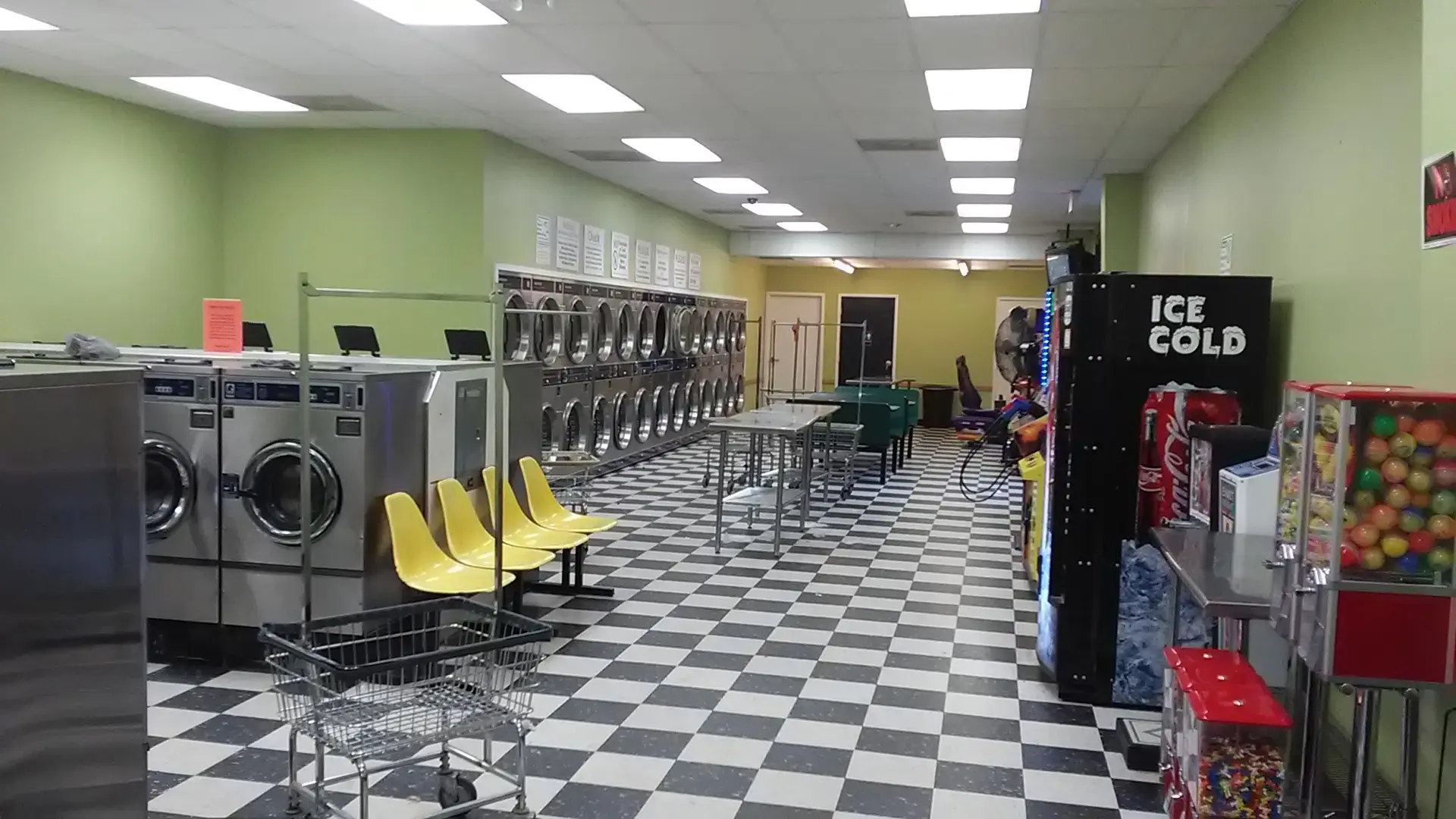 Wash Tub Laundry thumbnail 10